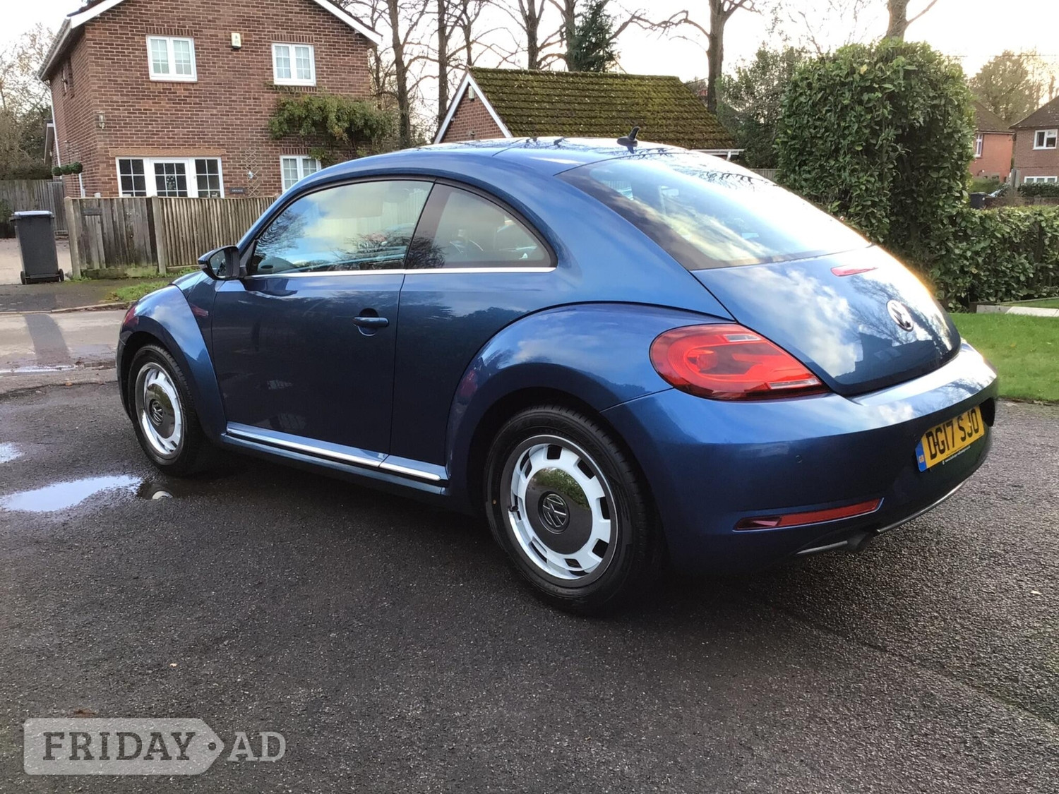 Volkswagen Beetle 2017 - Cars in Winchester