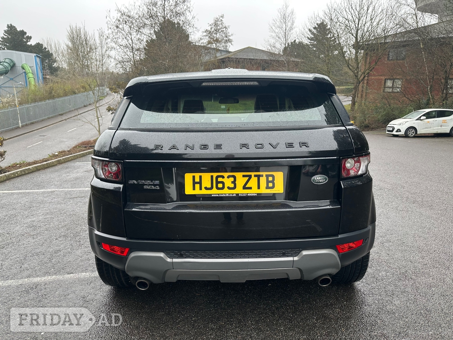 [ berth ]Land Rover Range Rover Evoque