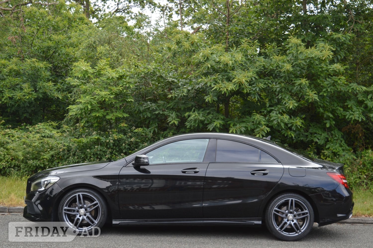 [ berth ]Mercedes-Benz CLA Class