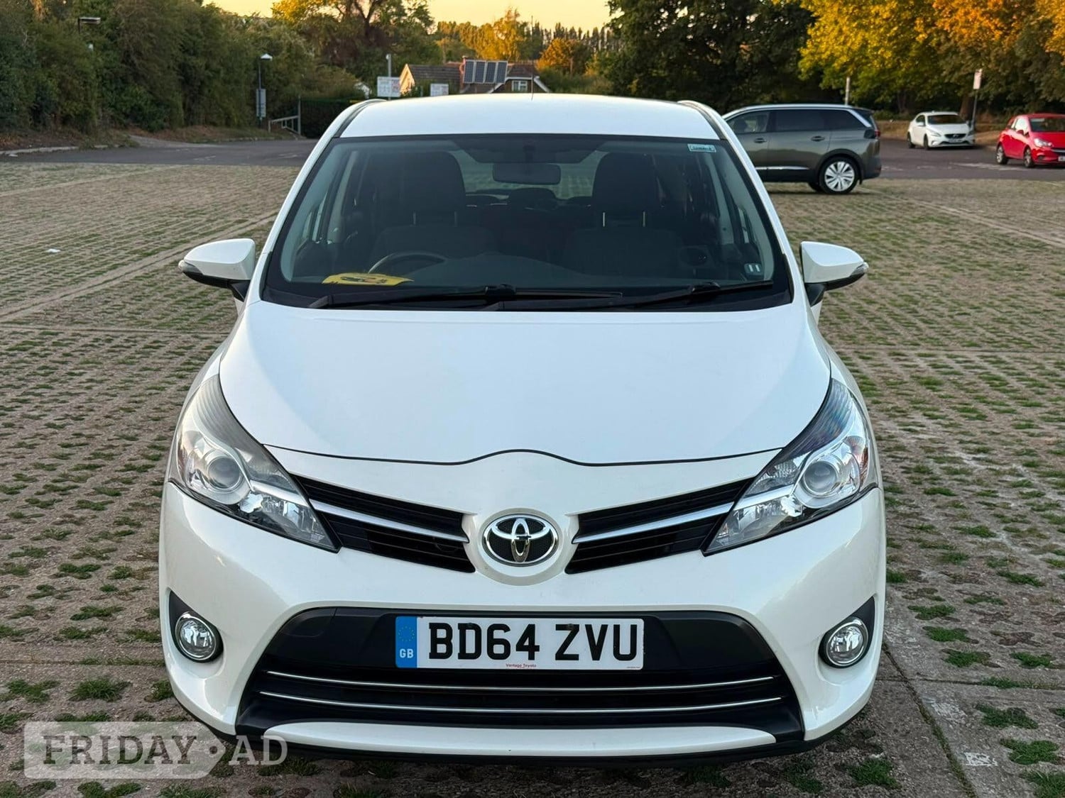 [ berth ]Toyota Verso