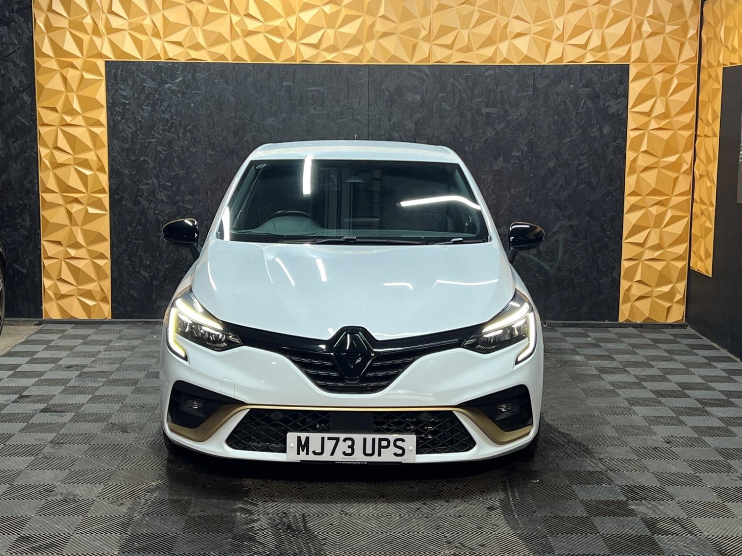 Renault Clio Halifax