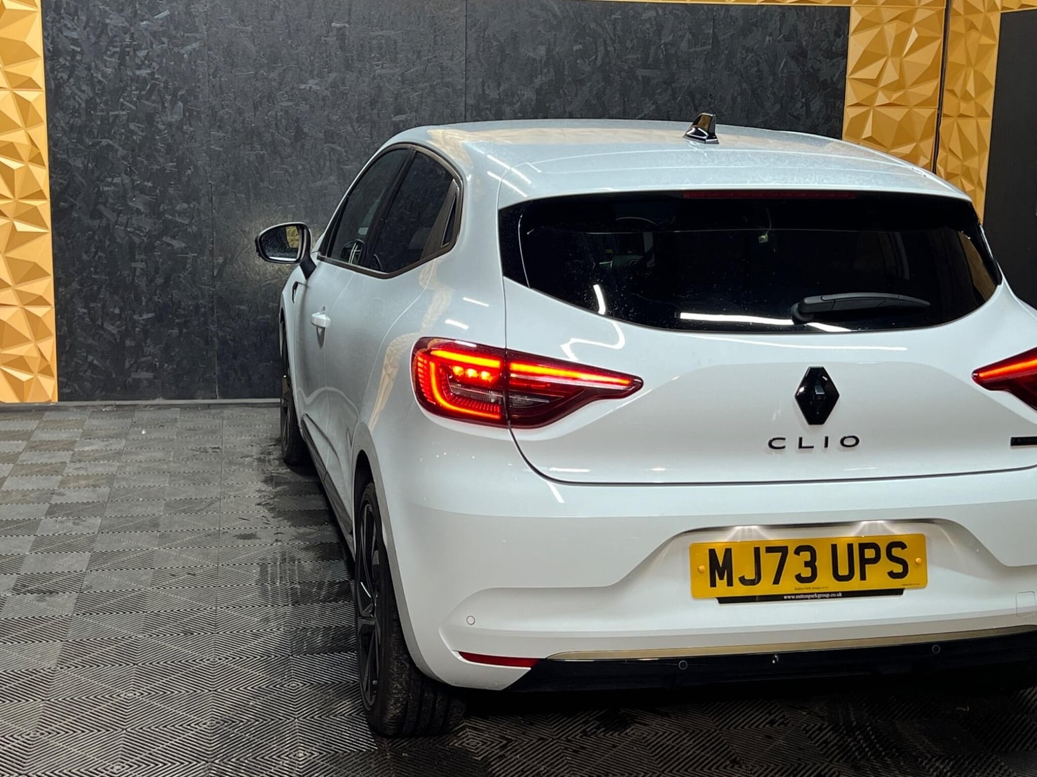 Renault Clio 2023 - Cars in Halifax