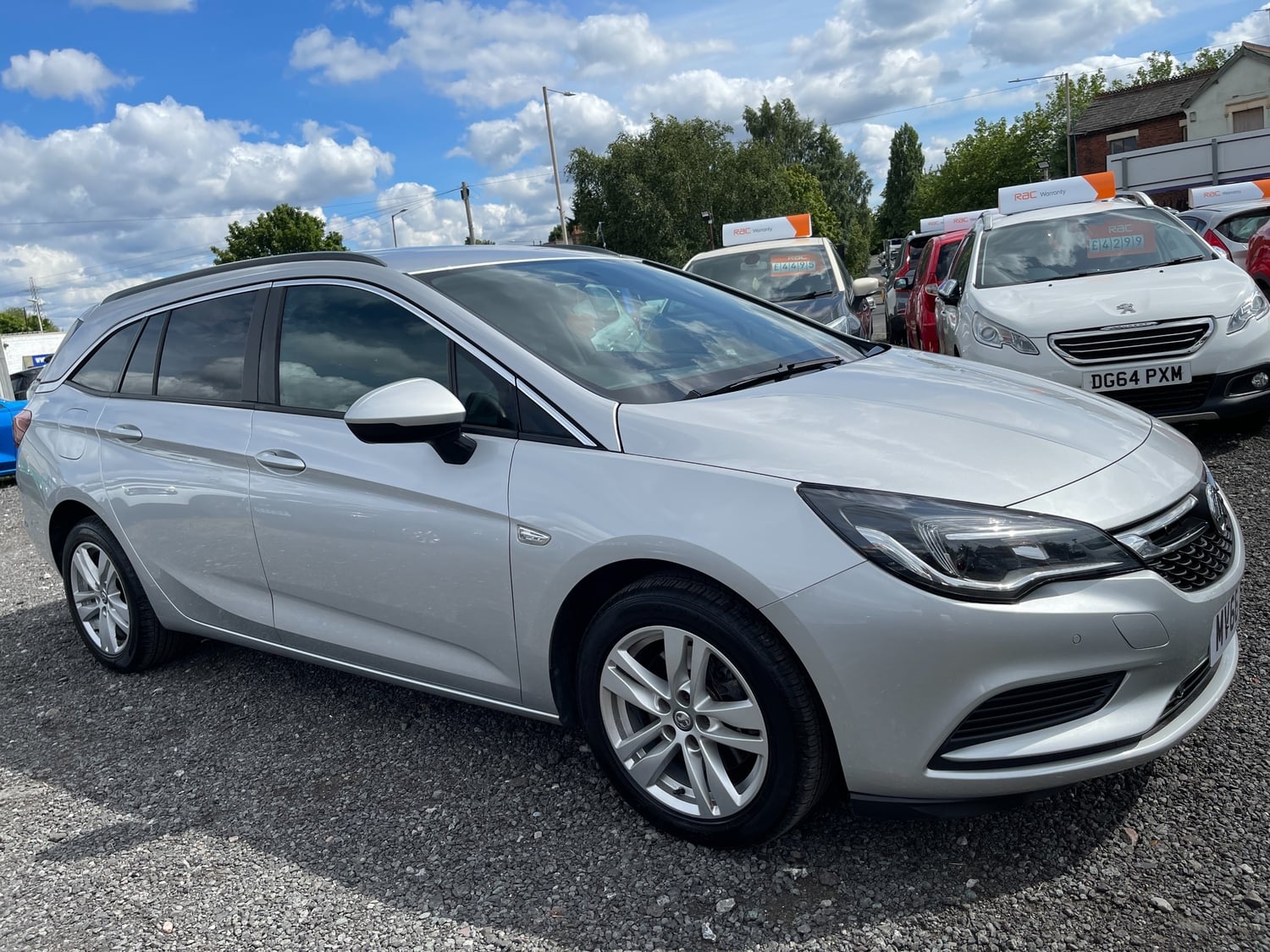 Vauxhall Astra 2017 - Cars in Oldbury