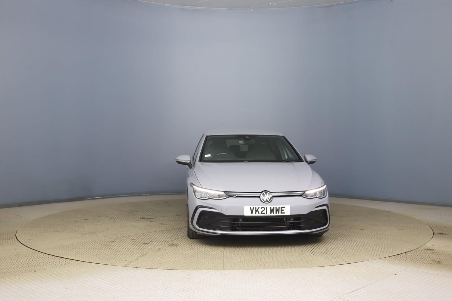 [ berth ]Volkswagen Golf