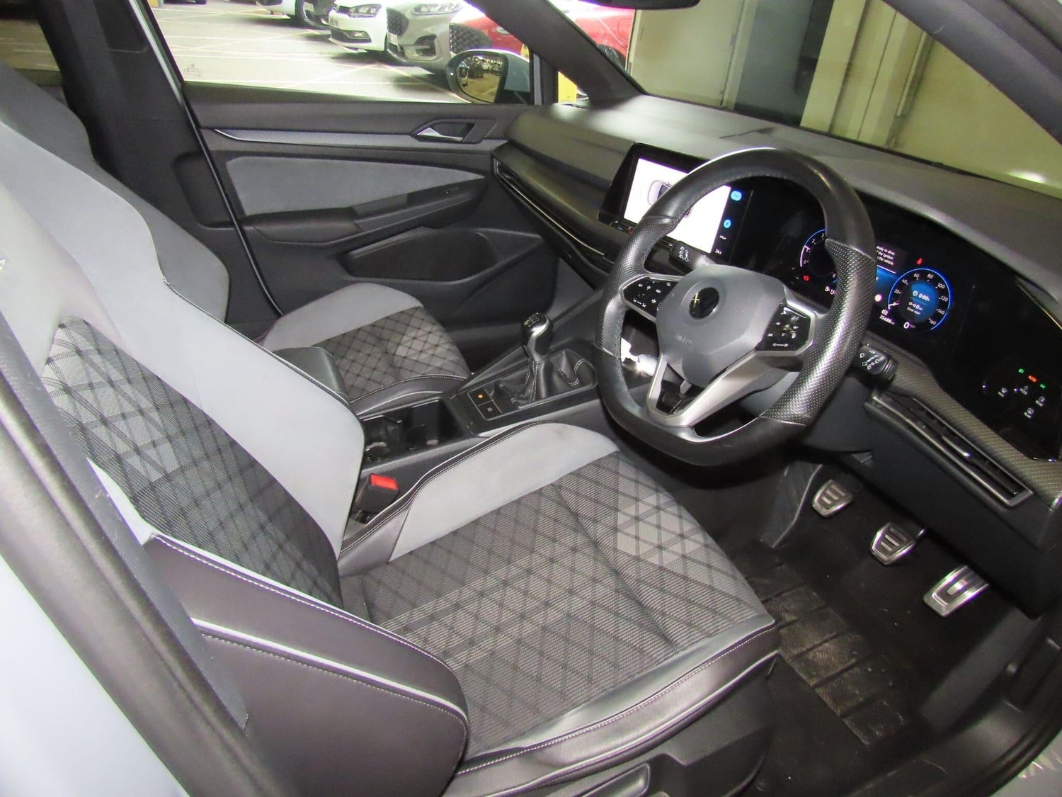 Volkswagen Golf 2021 - Cars in Addlestone
