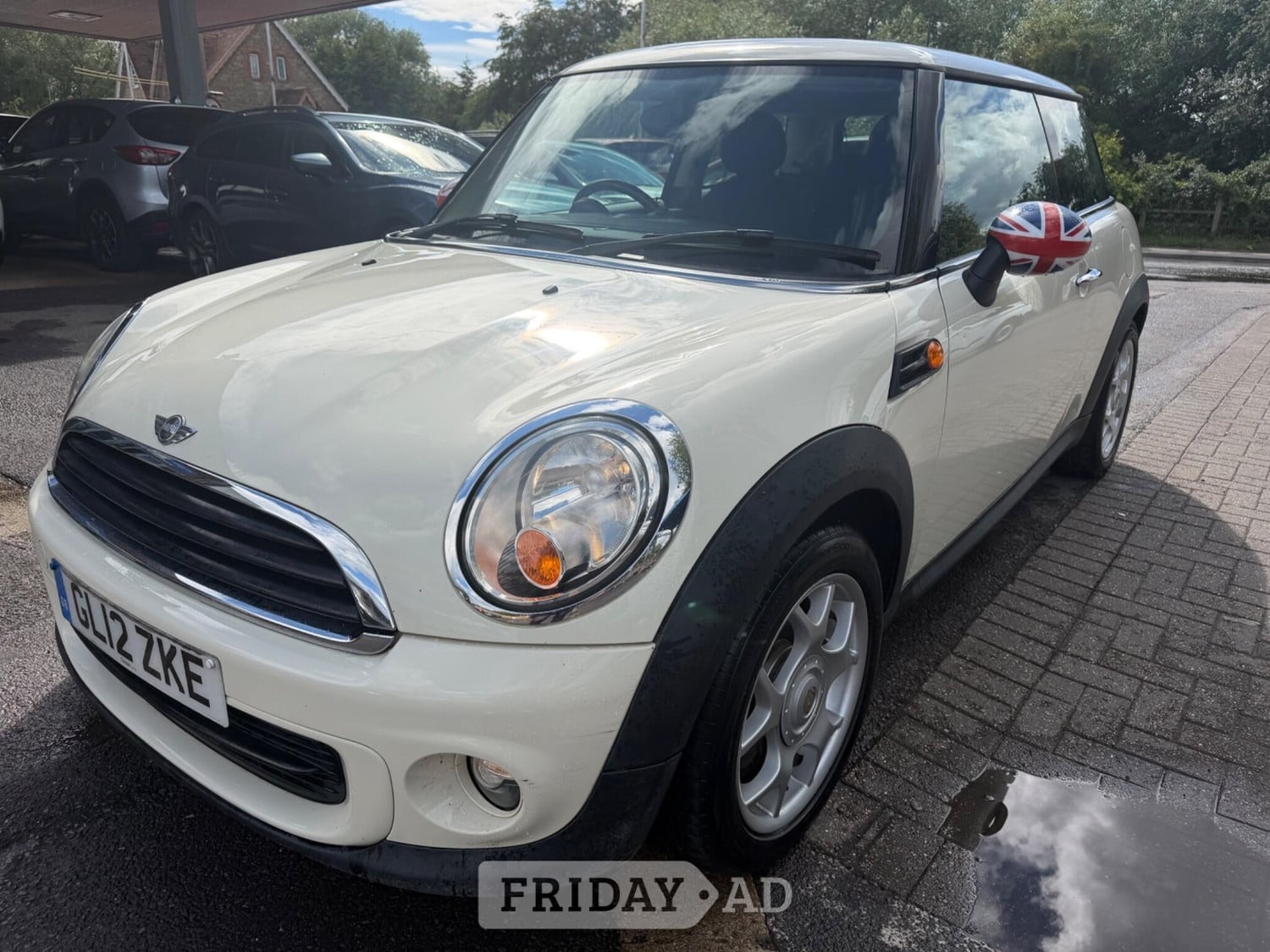 [ berth ]Mini Hatch