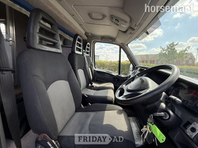 Tristar Coach built Horsebox Iveco Daily 70C 17 Automatic Horsebox - Trailers & Horseboxes in Banbury