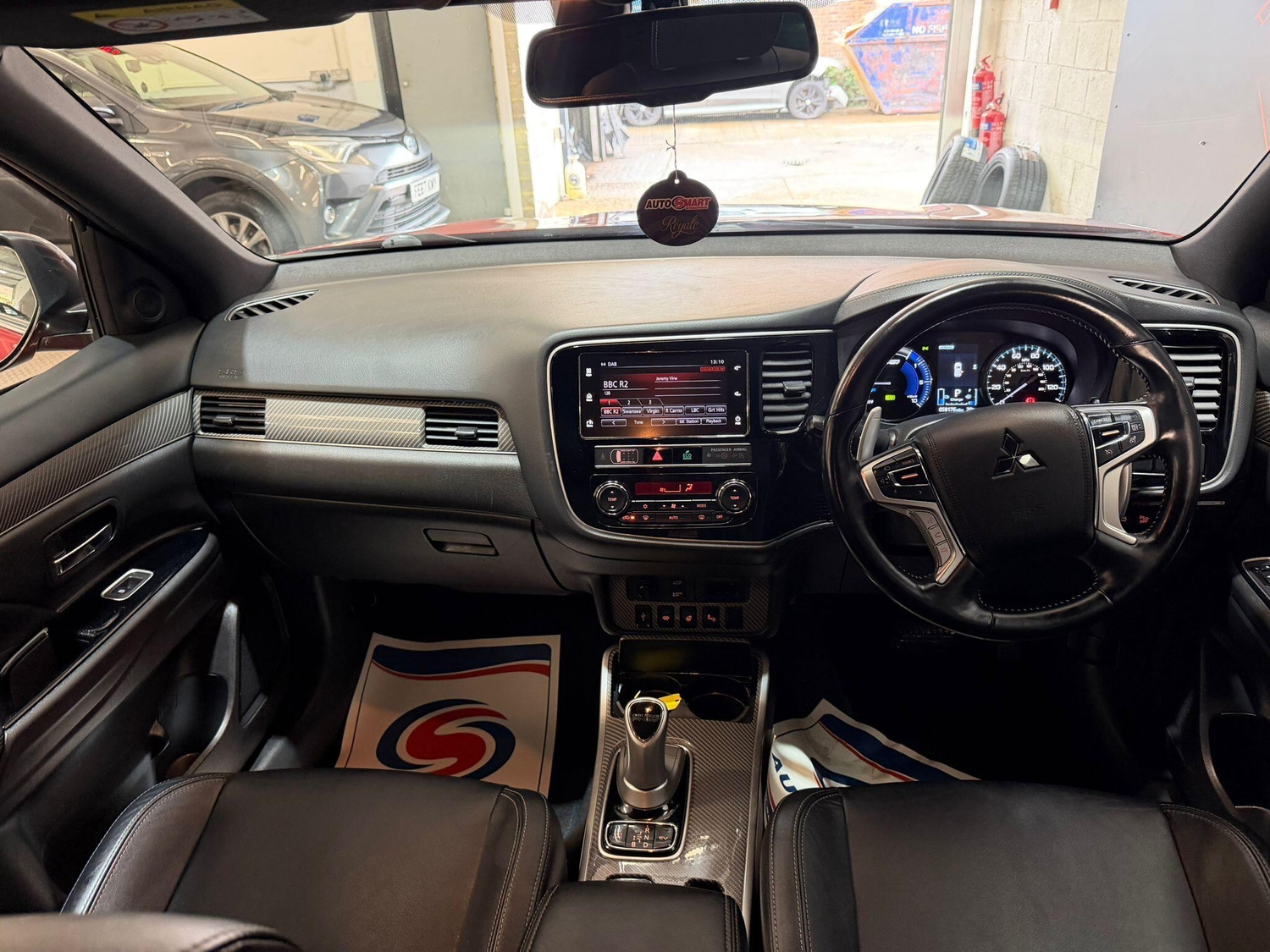 [ berth ]Mitsubishi Outlander