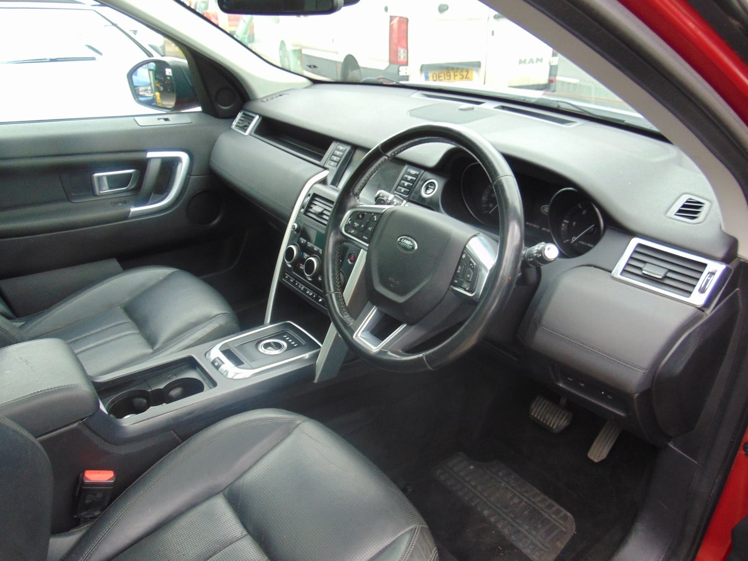 Land Rover Discovery Sport 2016 - Cars