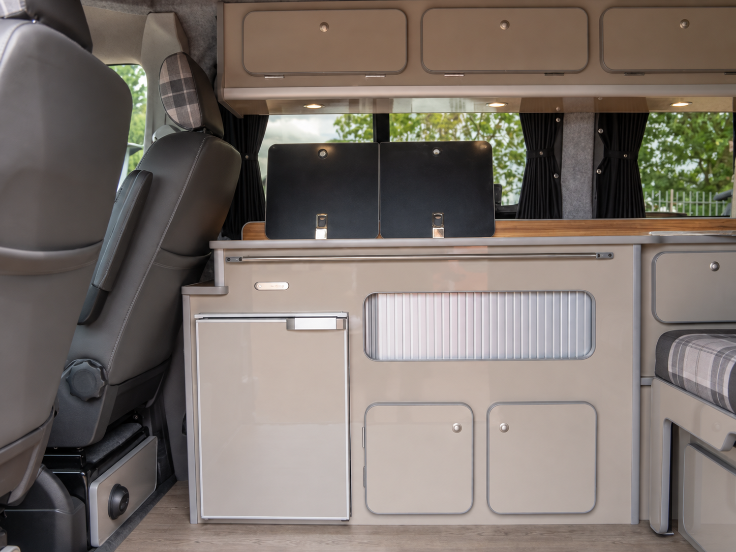[ berth ]Camper King St Tropez