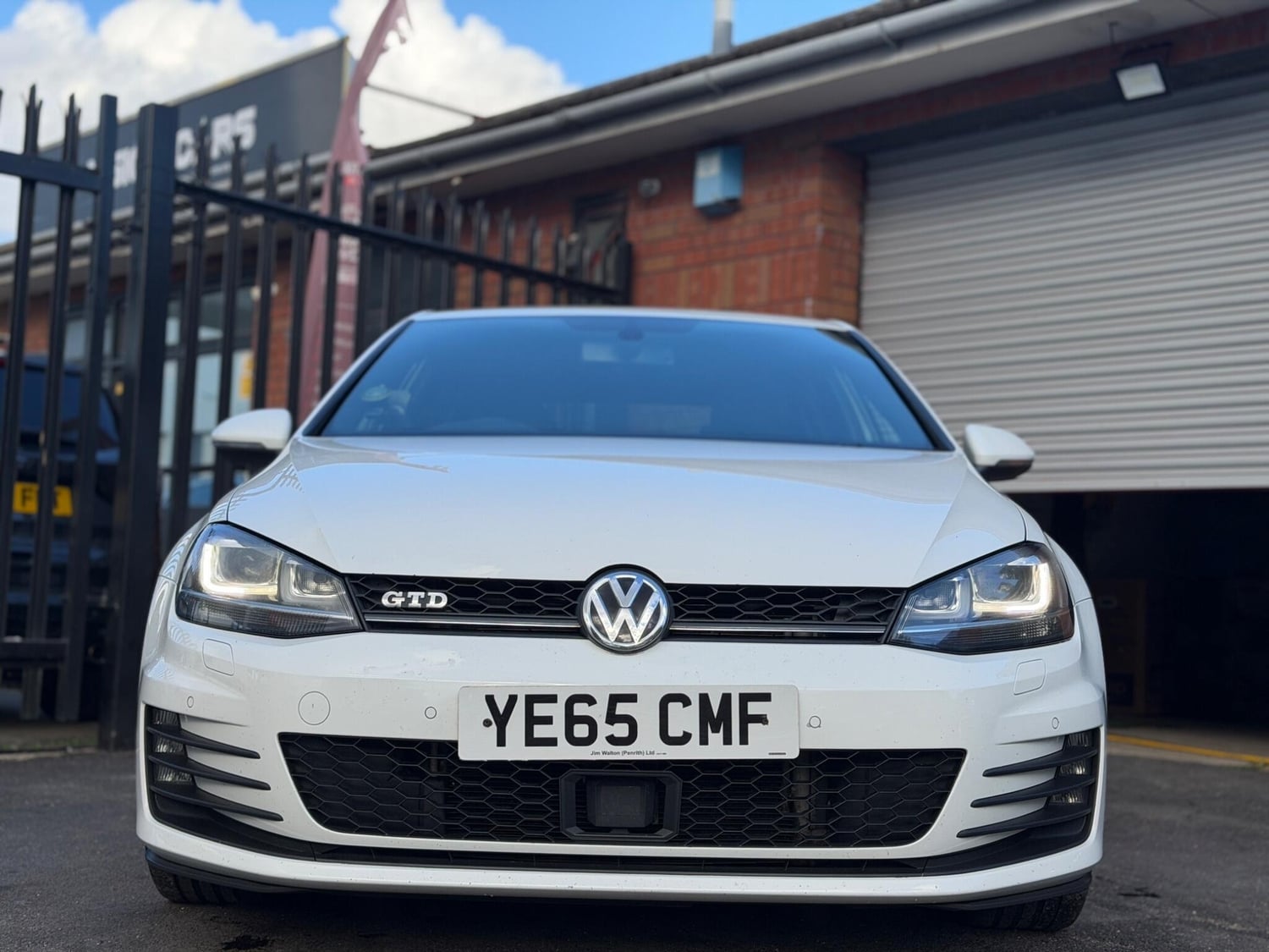 [ berth ]Volkswagen Golf