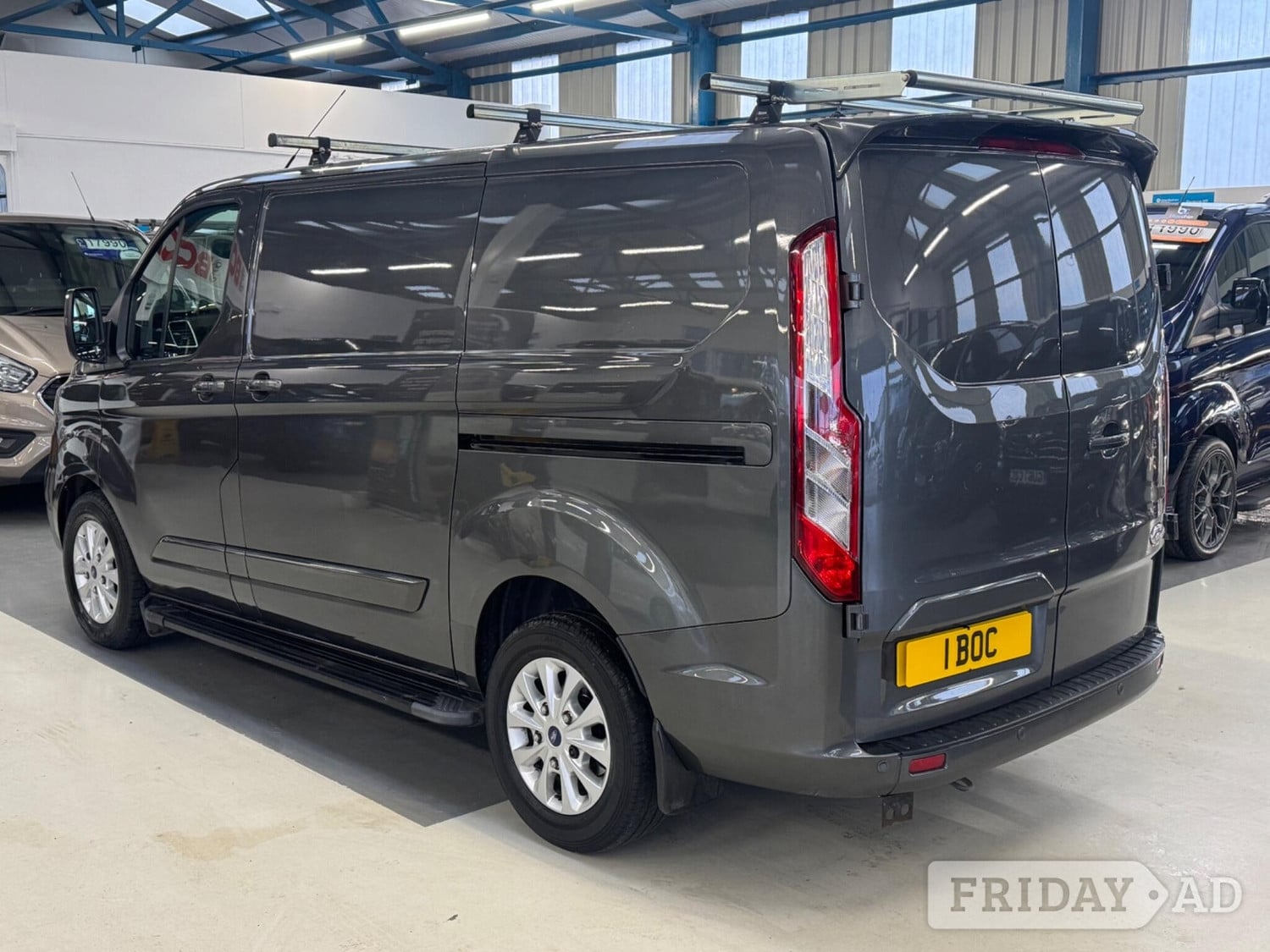 Ford Transit Custom 2020 - Vans & Commercial Vehicles