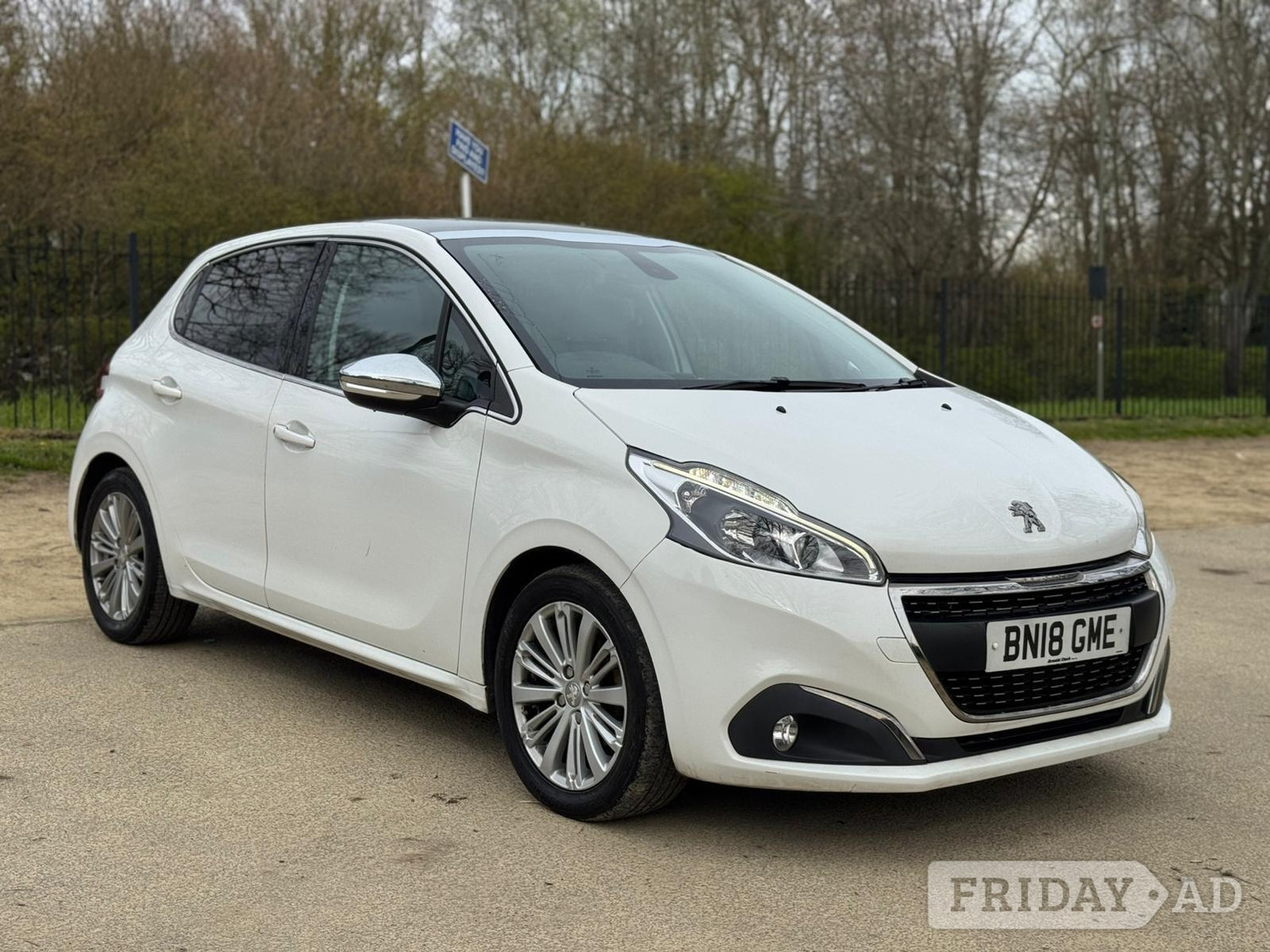 Peugeot 208 2018 in Hillingdon