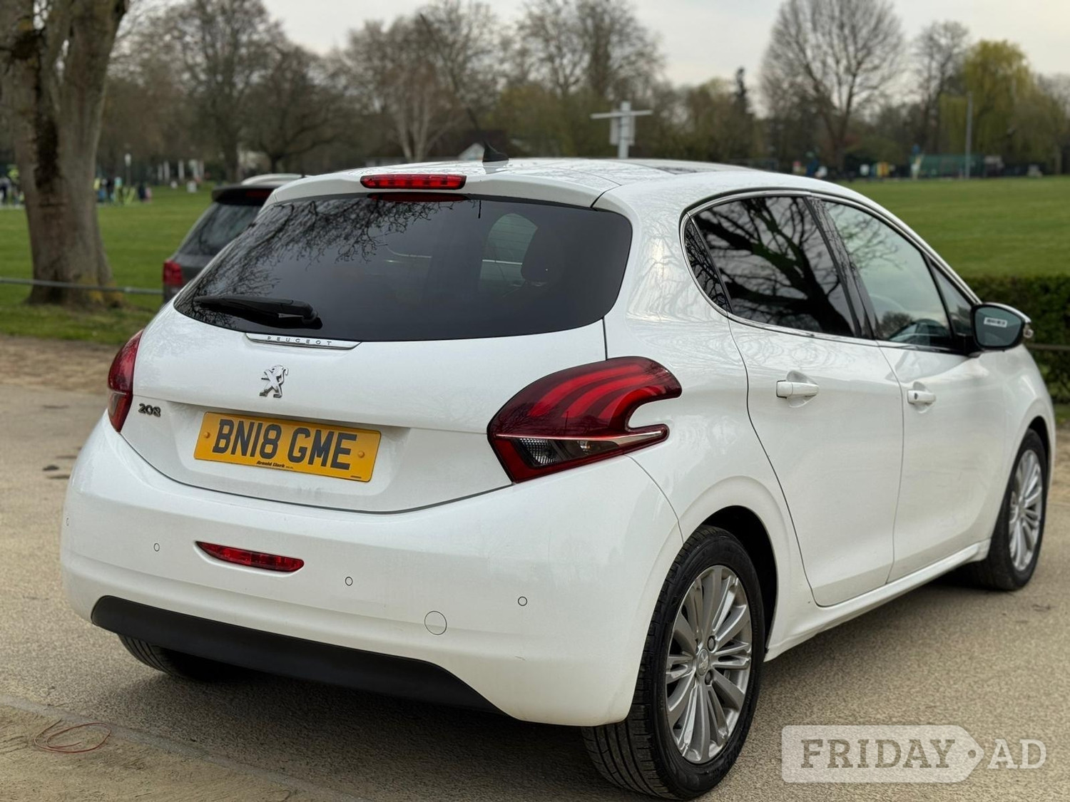 Peugeot 208 2018 - Cars in Hillingdon
