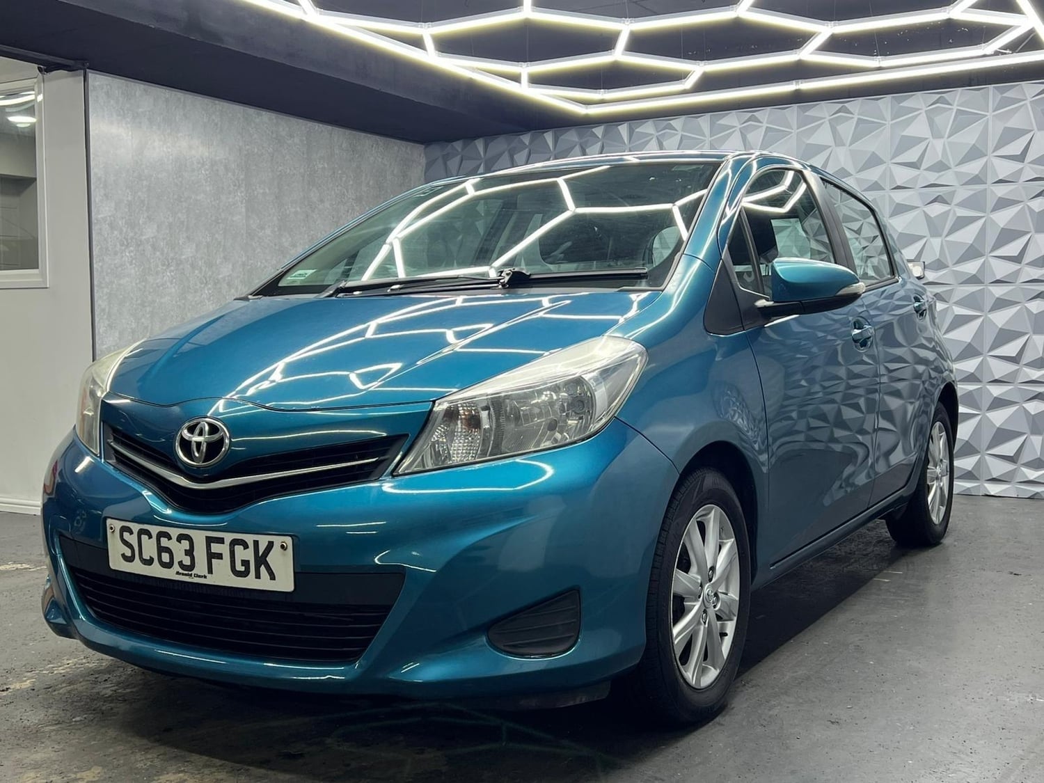 [ berth ]Toyota Yaris