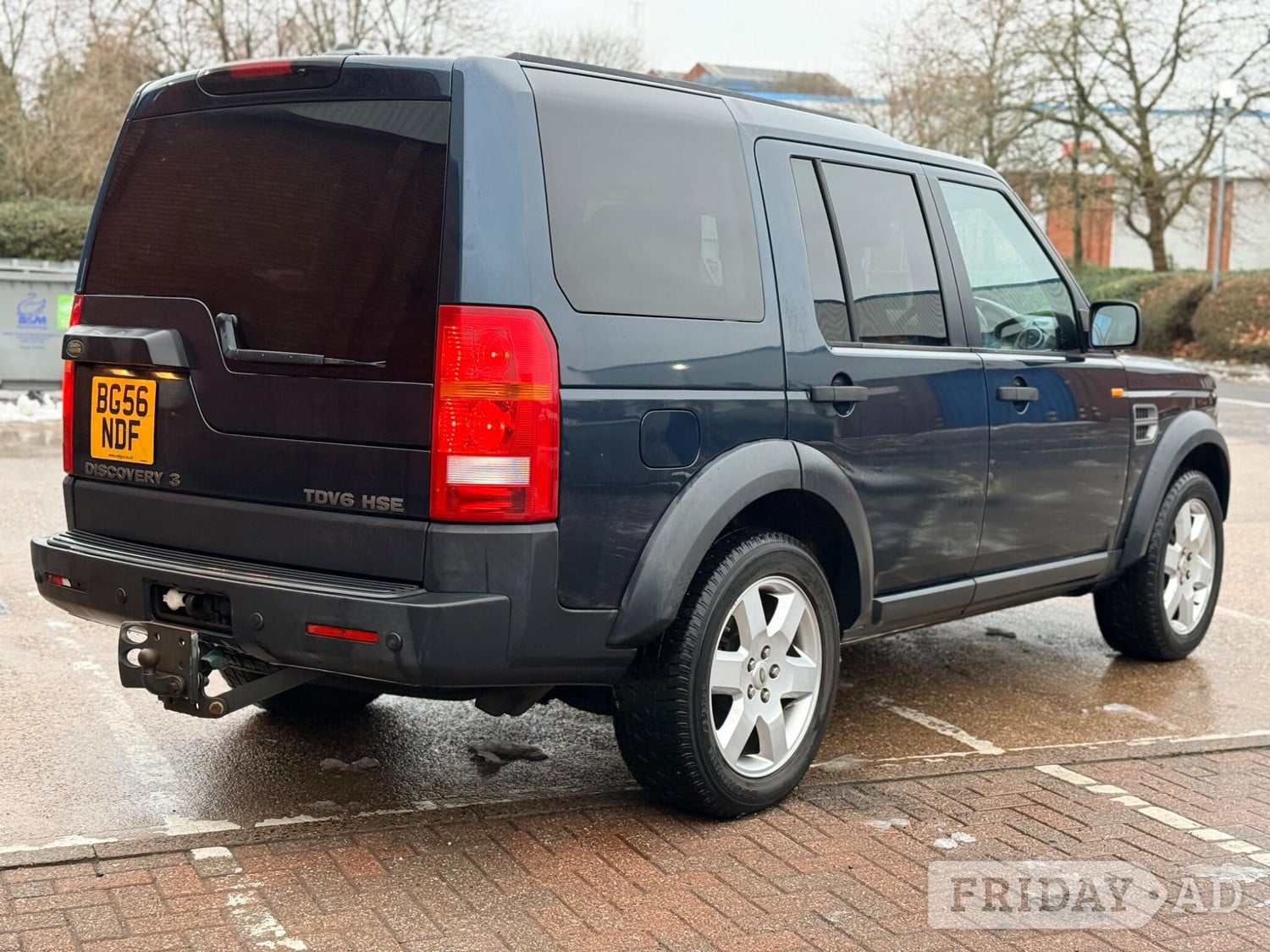 [ berth ]Land Rover Discovery 3