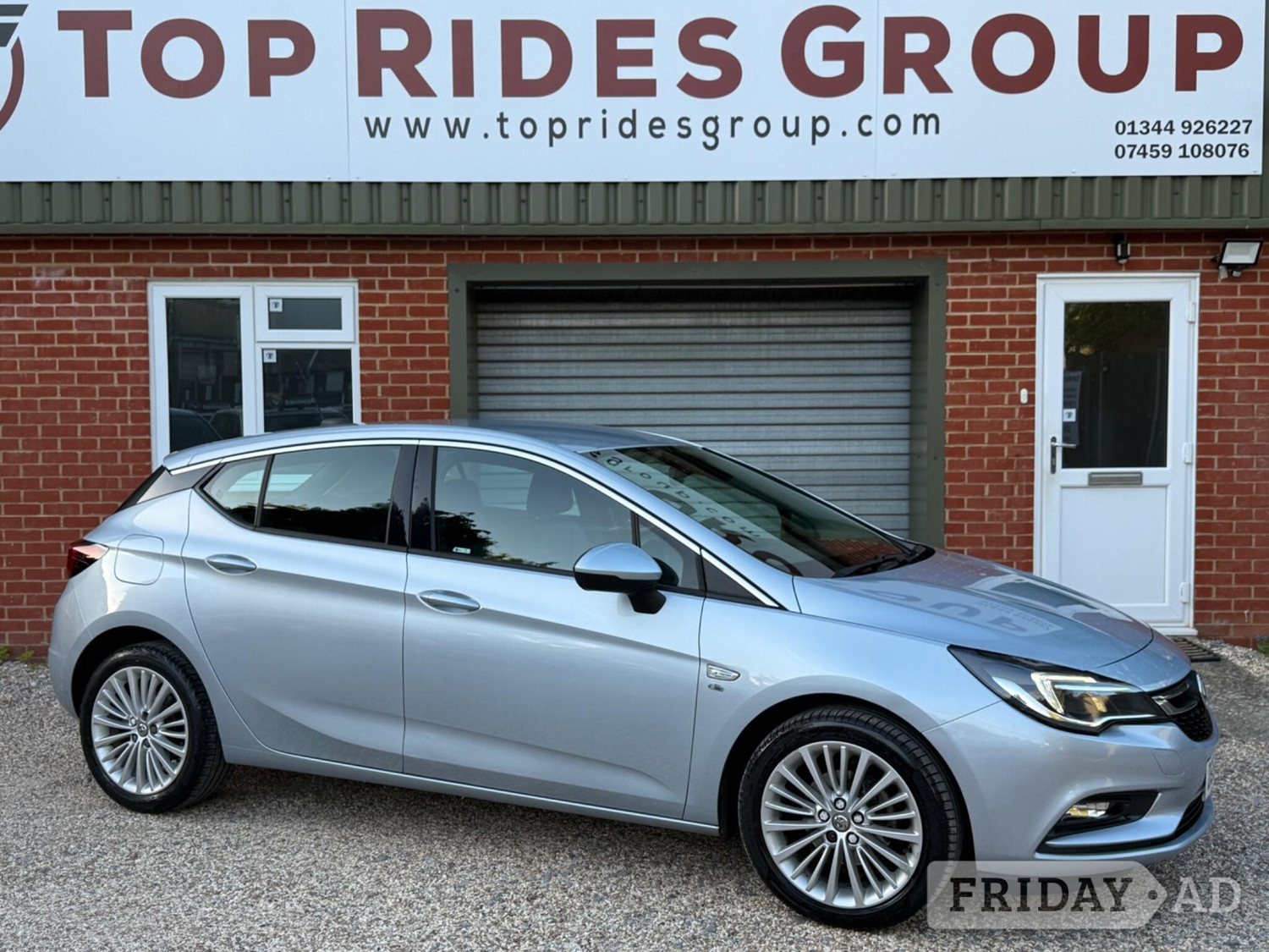 Vauxhall Astra 2018 in Crowthorne