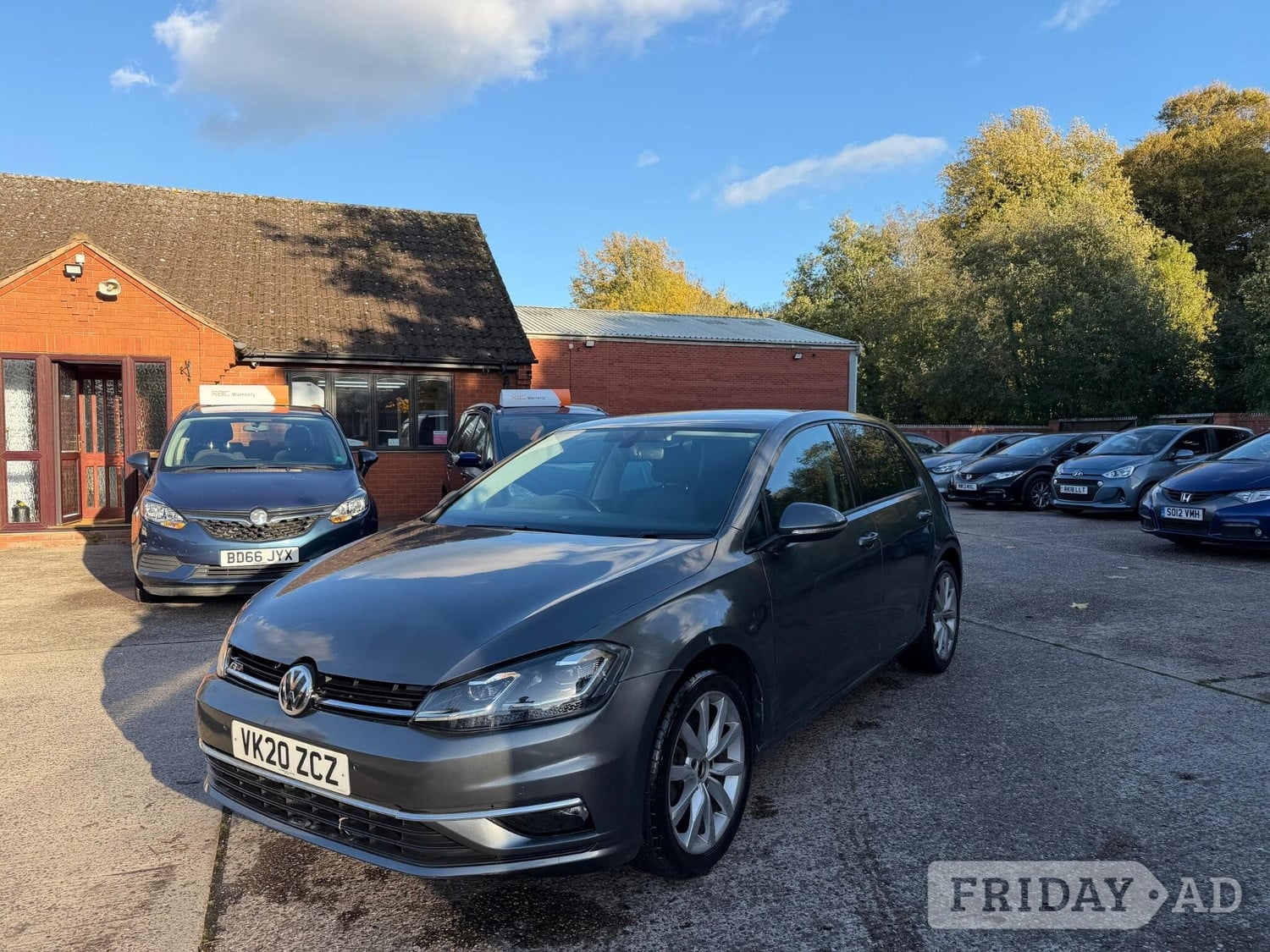 Volkswagen Golf 2020 - Cars in Warwick