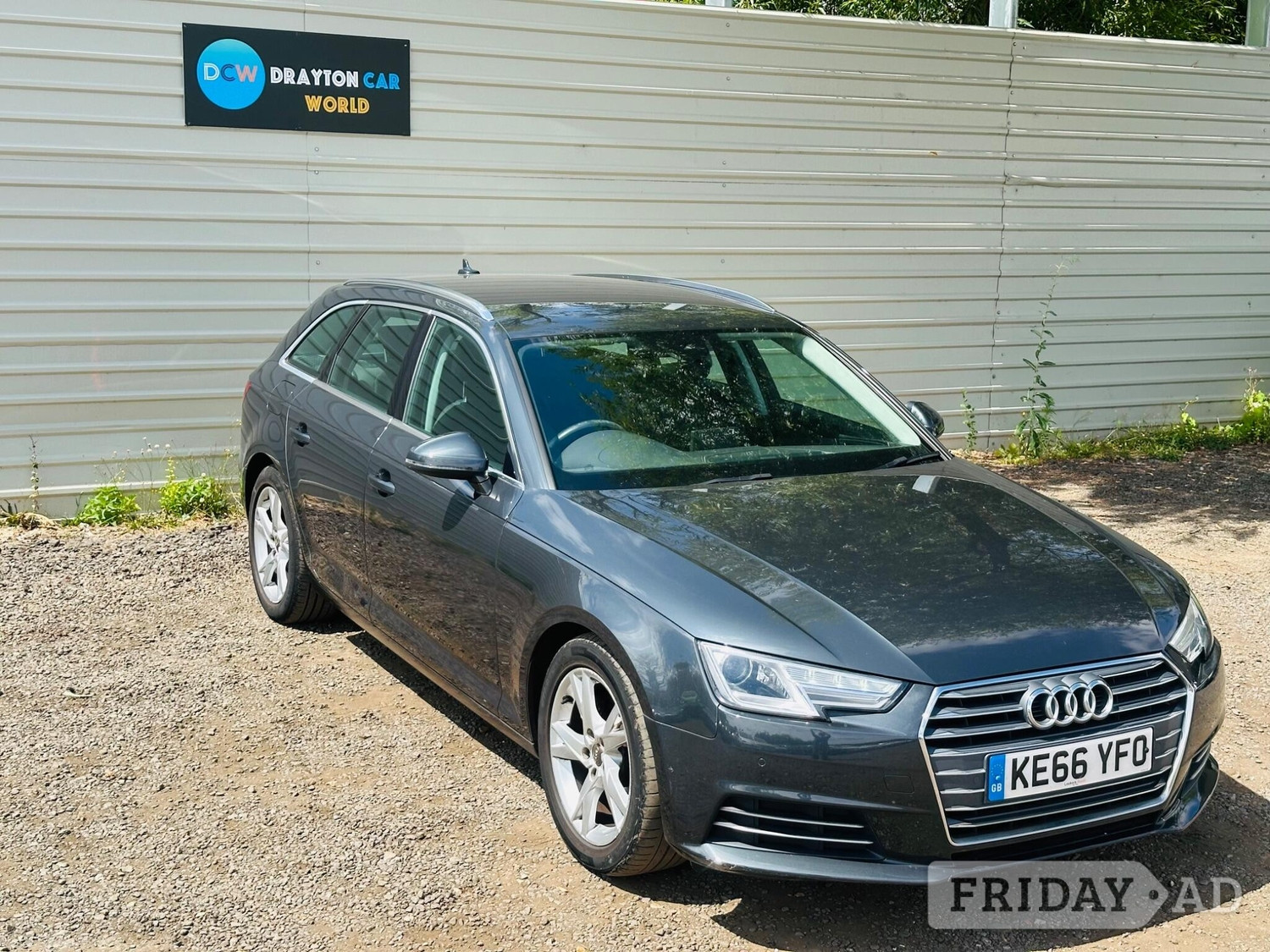 Audi A4 Avant 2017 - Cars