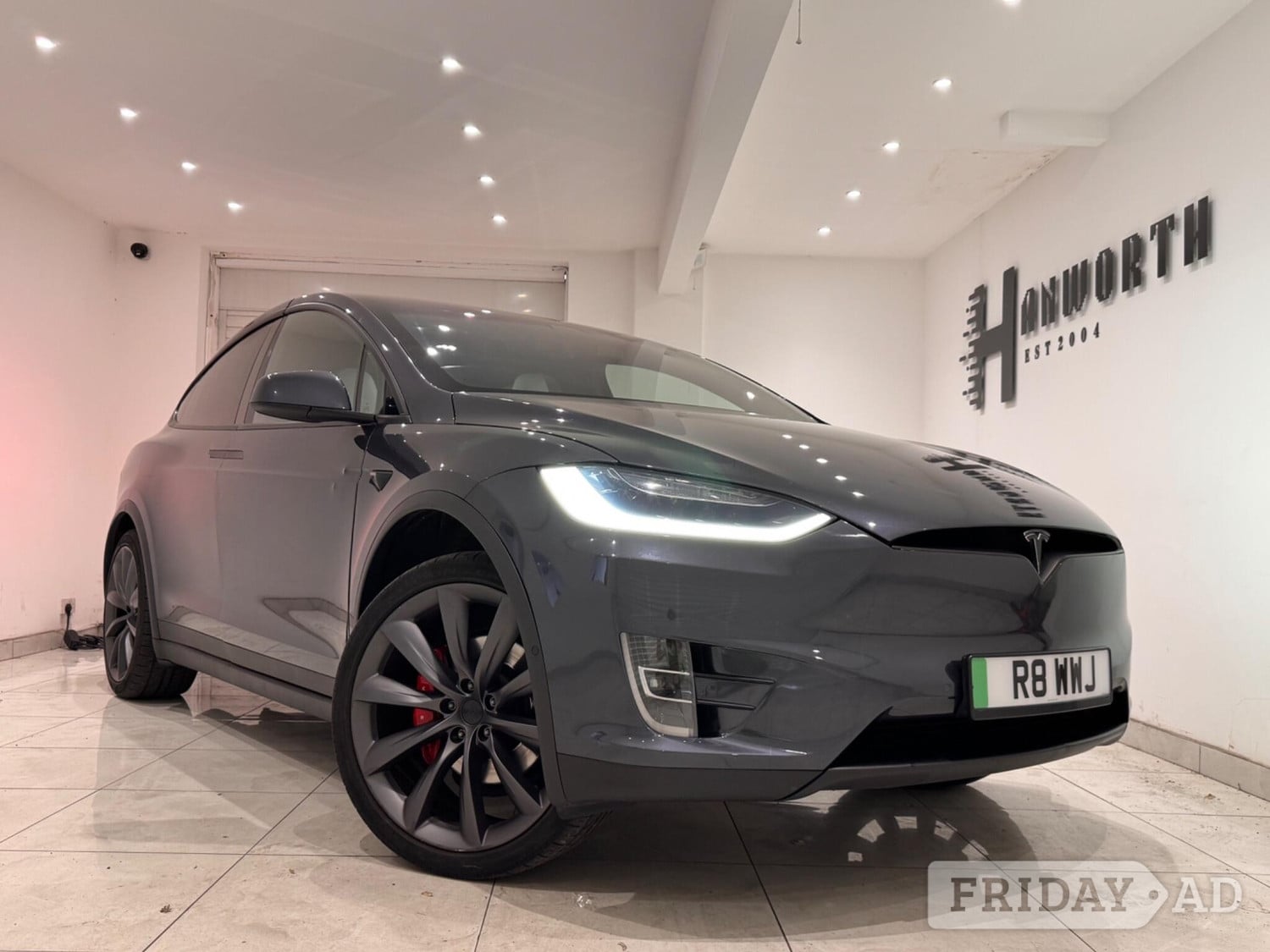 Tesla Model X 2019 in Hounslow
