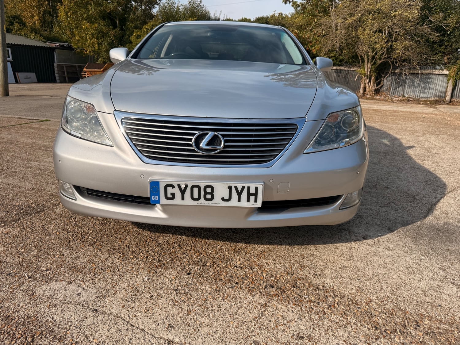 [ berth ]Lexus LS