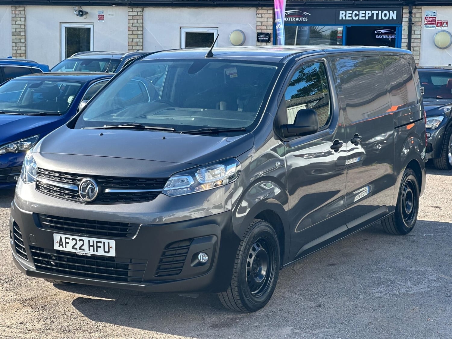[ berth ]Vauxhall Vivaro