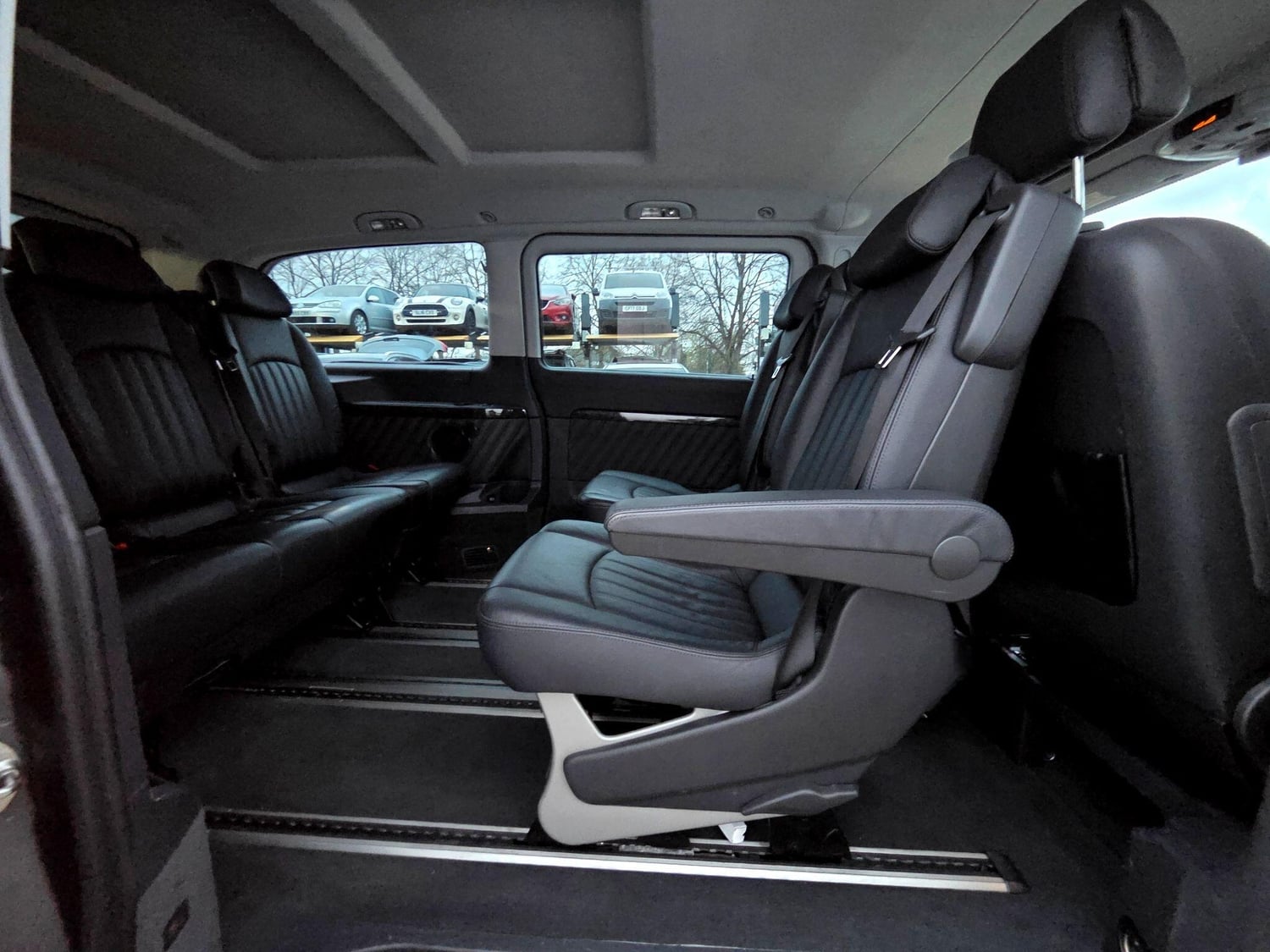 Mercedes-Benz Viano 2013 - Vans & Commercial Vehicles in Ashford