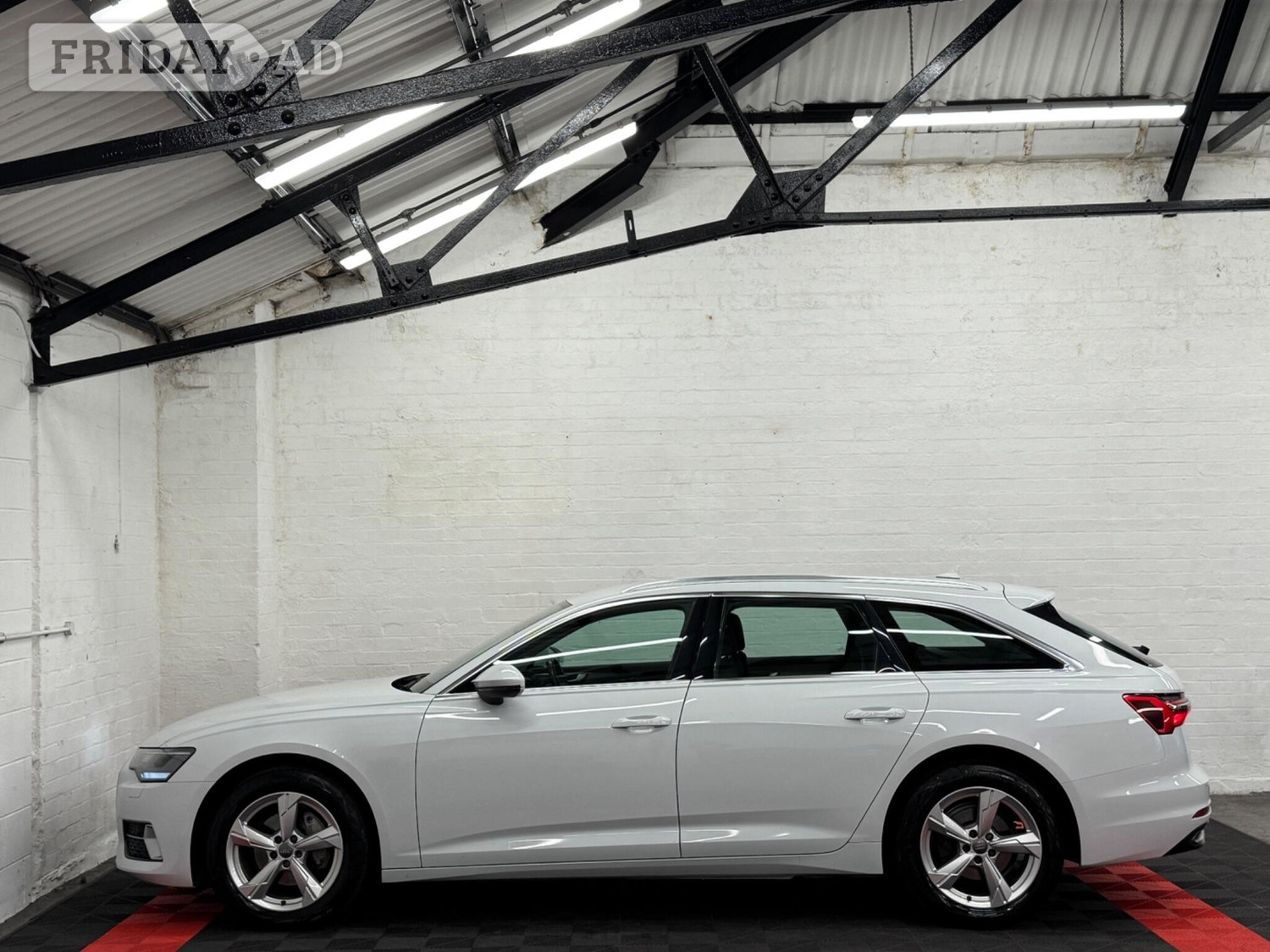 [ berth ]Audi A6 Avant