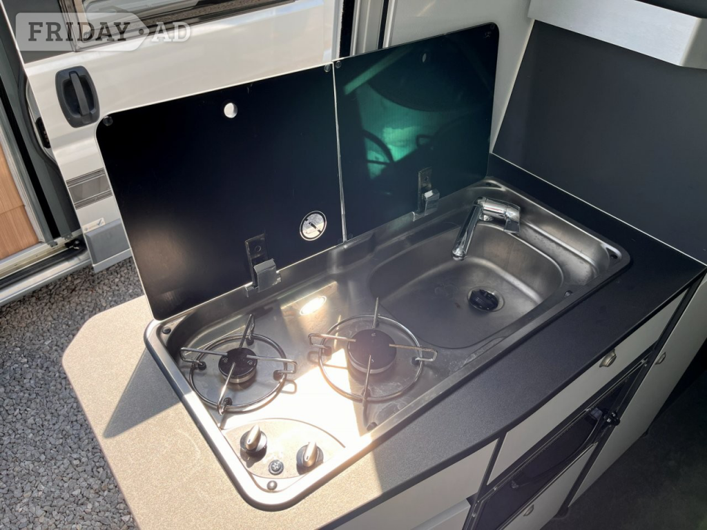 [2 berth ]Adria Twin Supreme 640 SLB