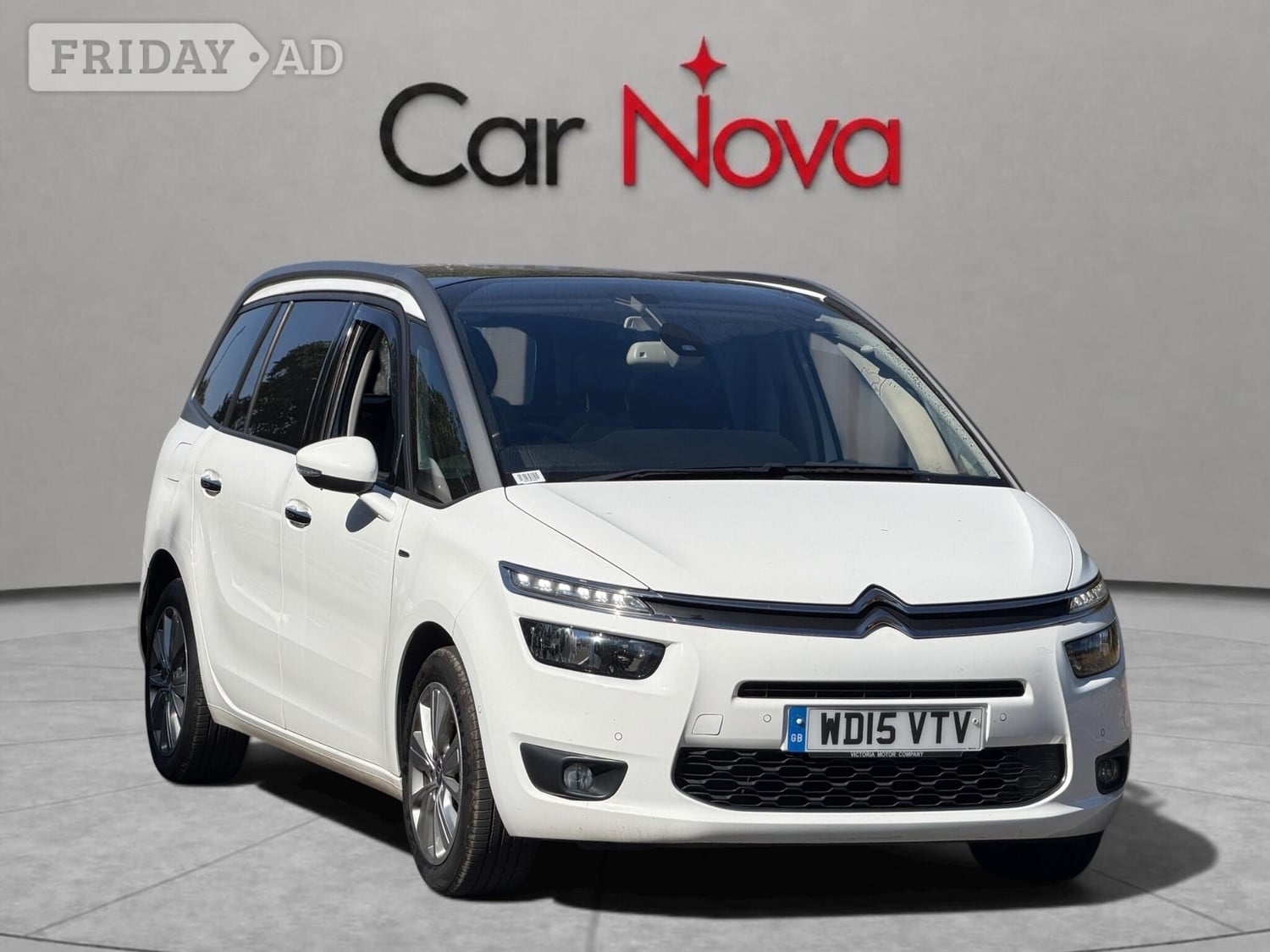 Citroen Grand C4 Picasso 2015 - Cars in Staines