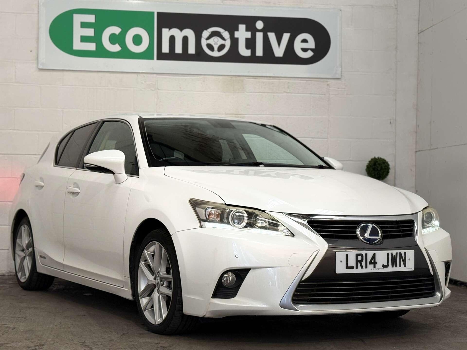 [ berth ]Lexus CT