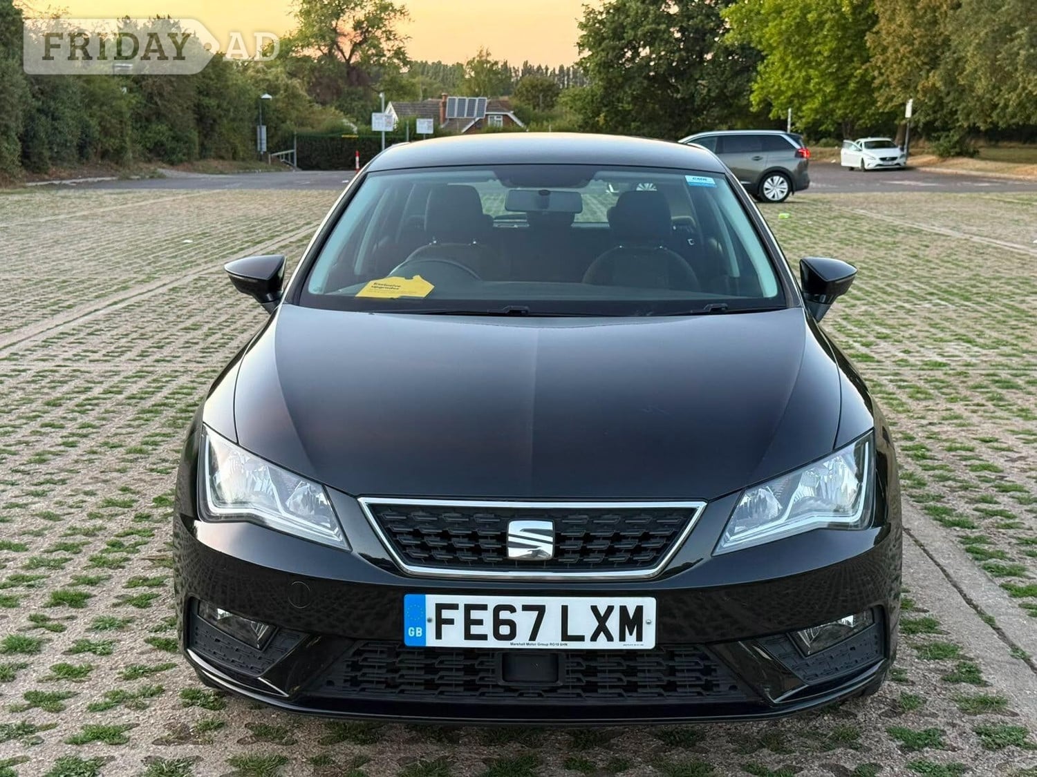 SEAT Leon 2017 - Cars in Swanley