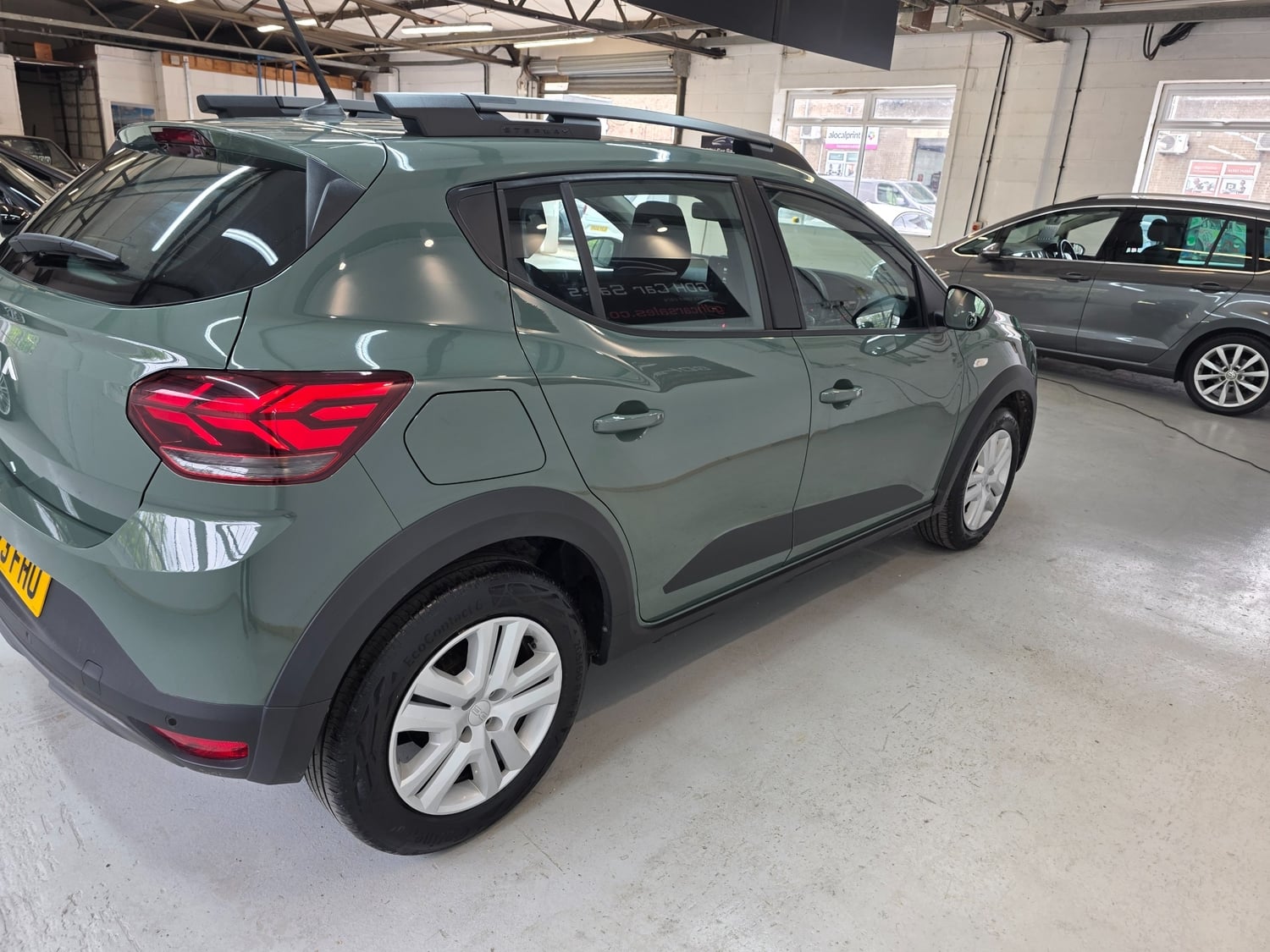 Dacia Sandero Stepway 2023 - Cars