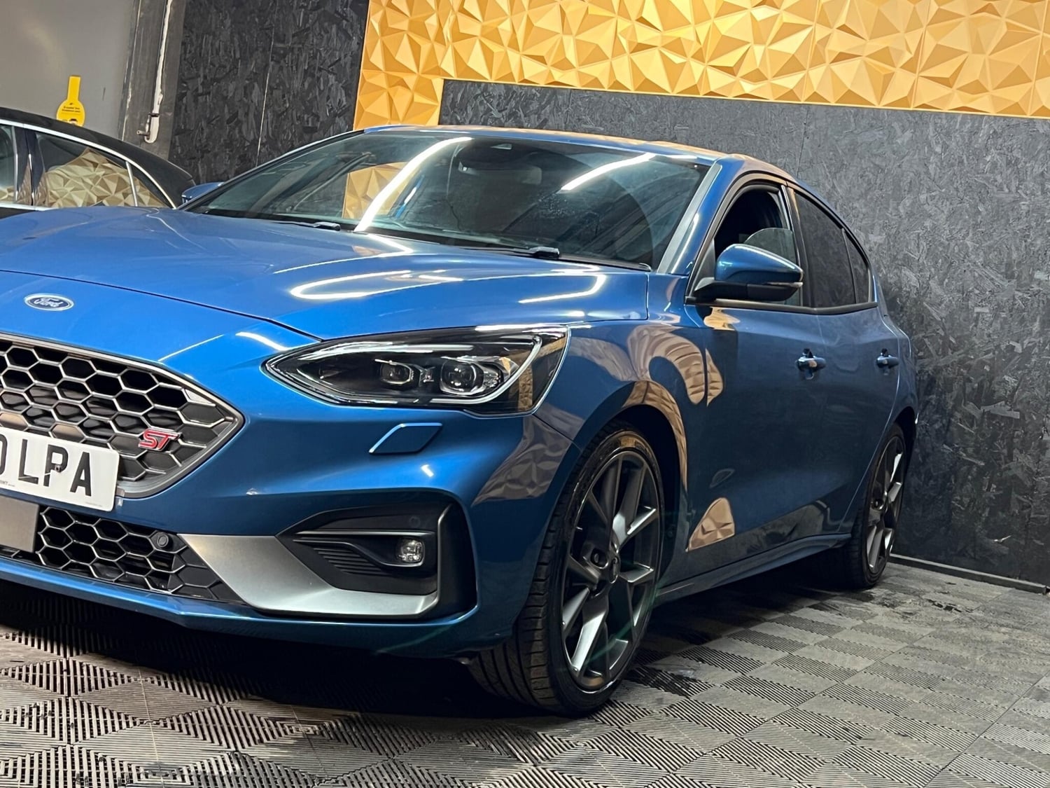 [ berth ]Ford Focus