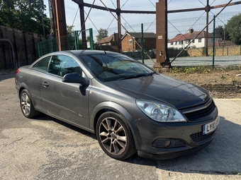 Vauxhall Astra 2010