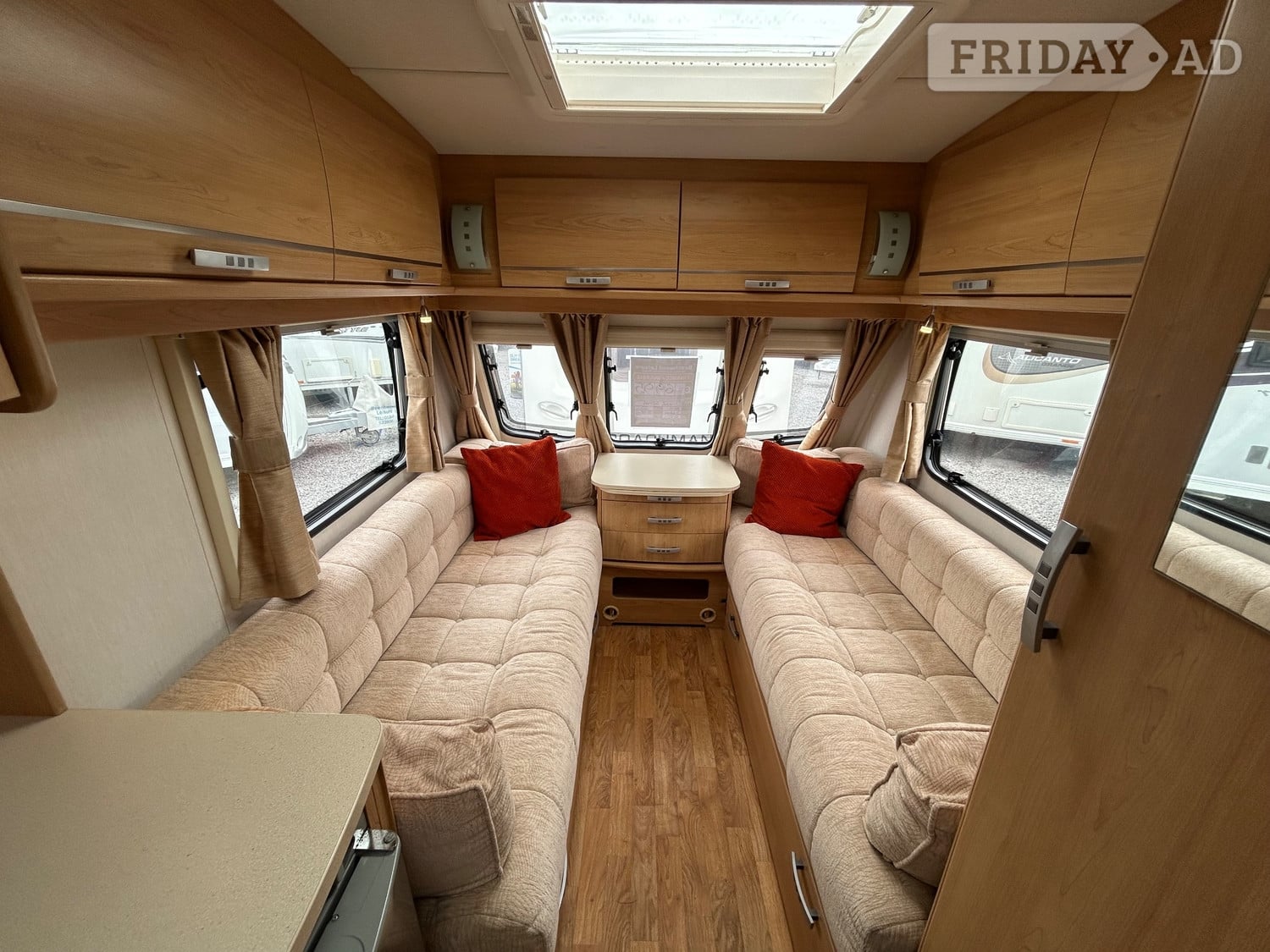 Lunar Ariva 2011 - Motorhomes & Caravans