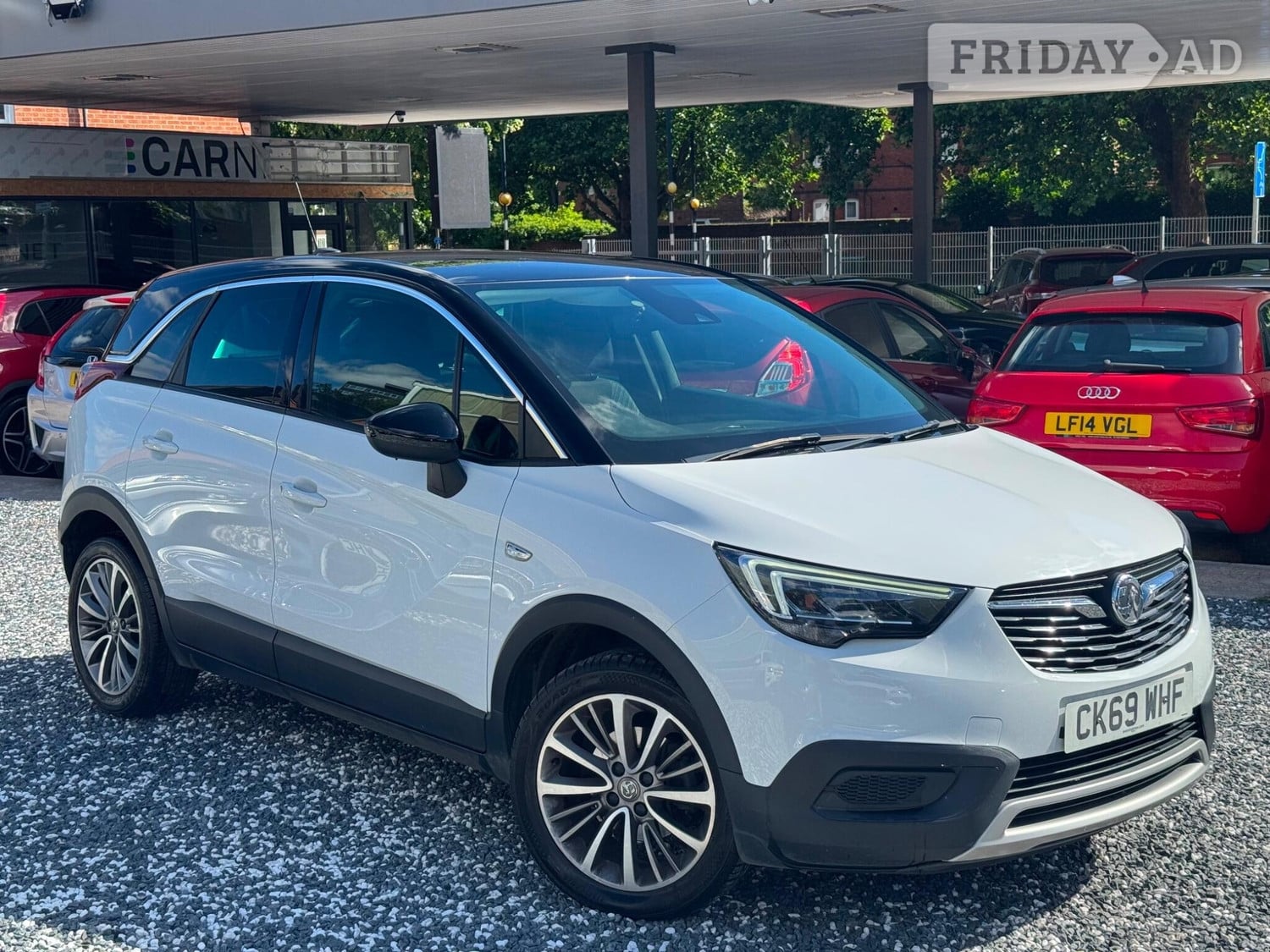 Vauxhall Crossland X 2019 in Bedford