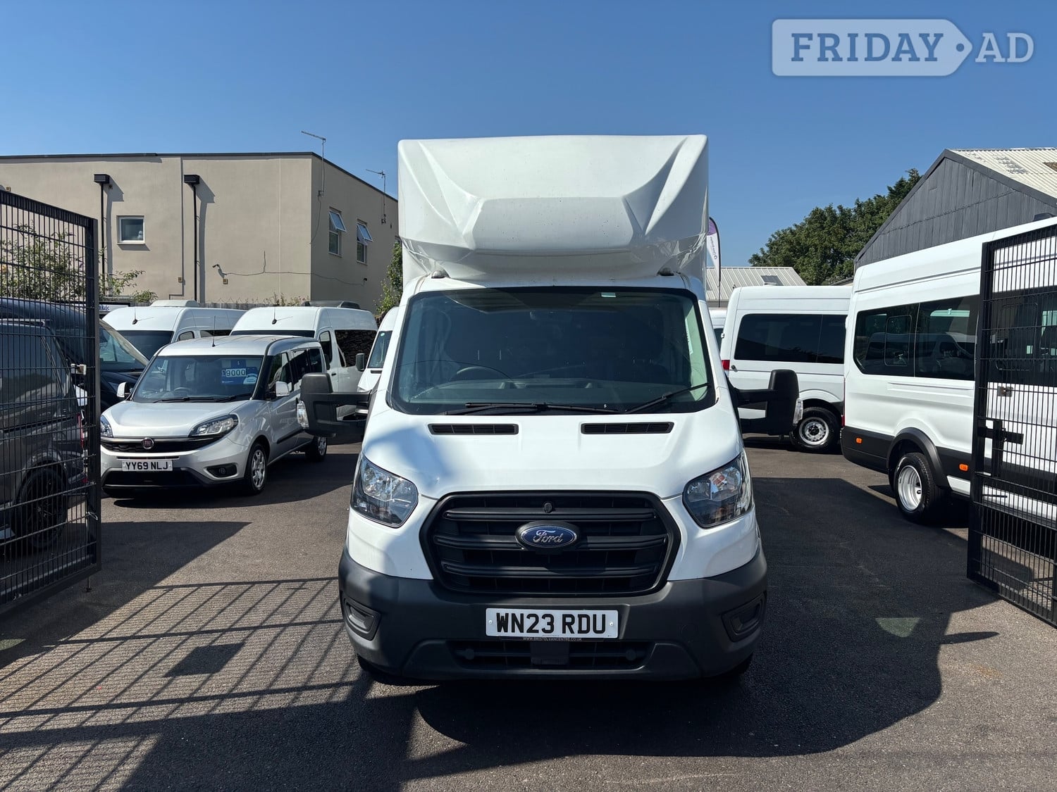 [ berth ]Ford Transit