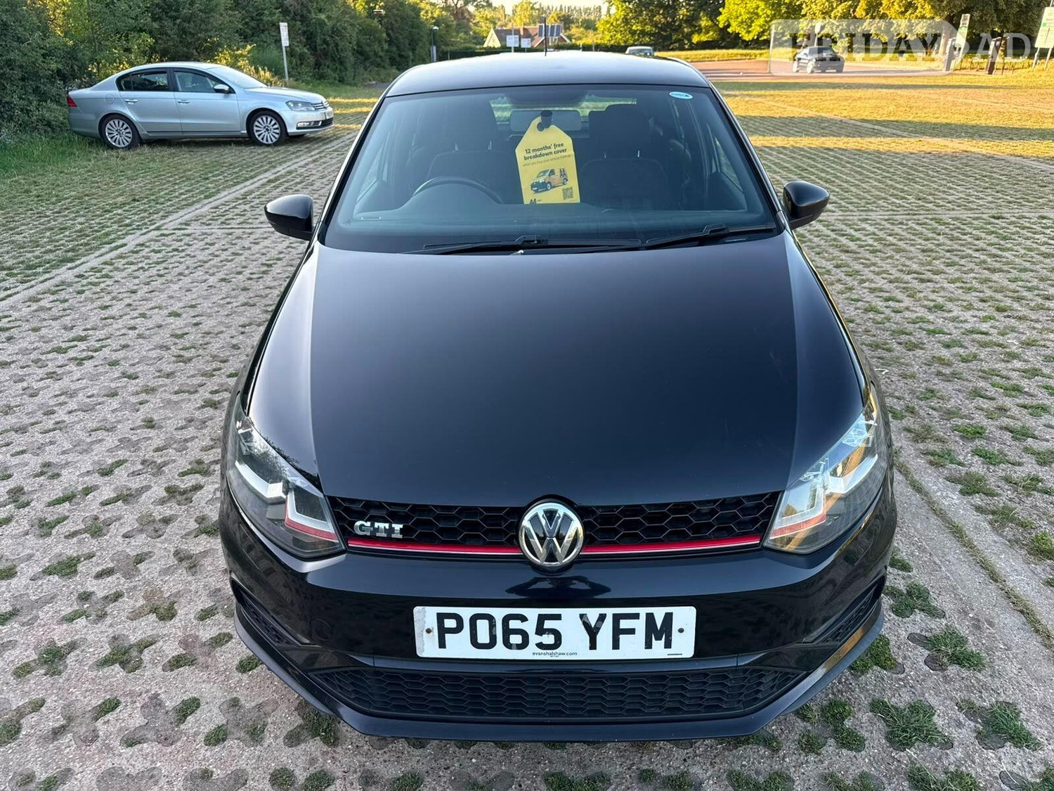 Volkswagen Polo 2015 - Cars in Swanley