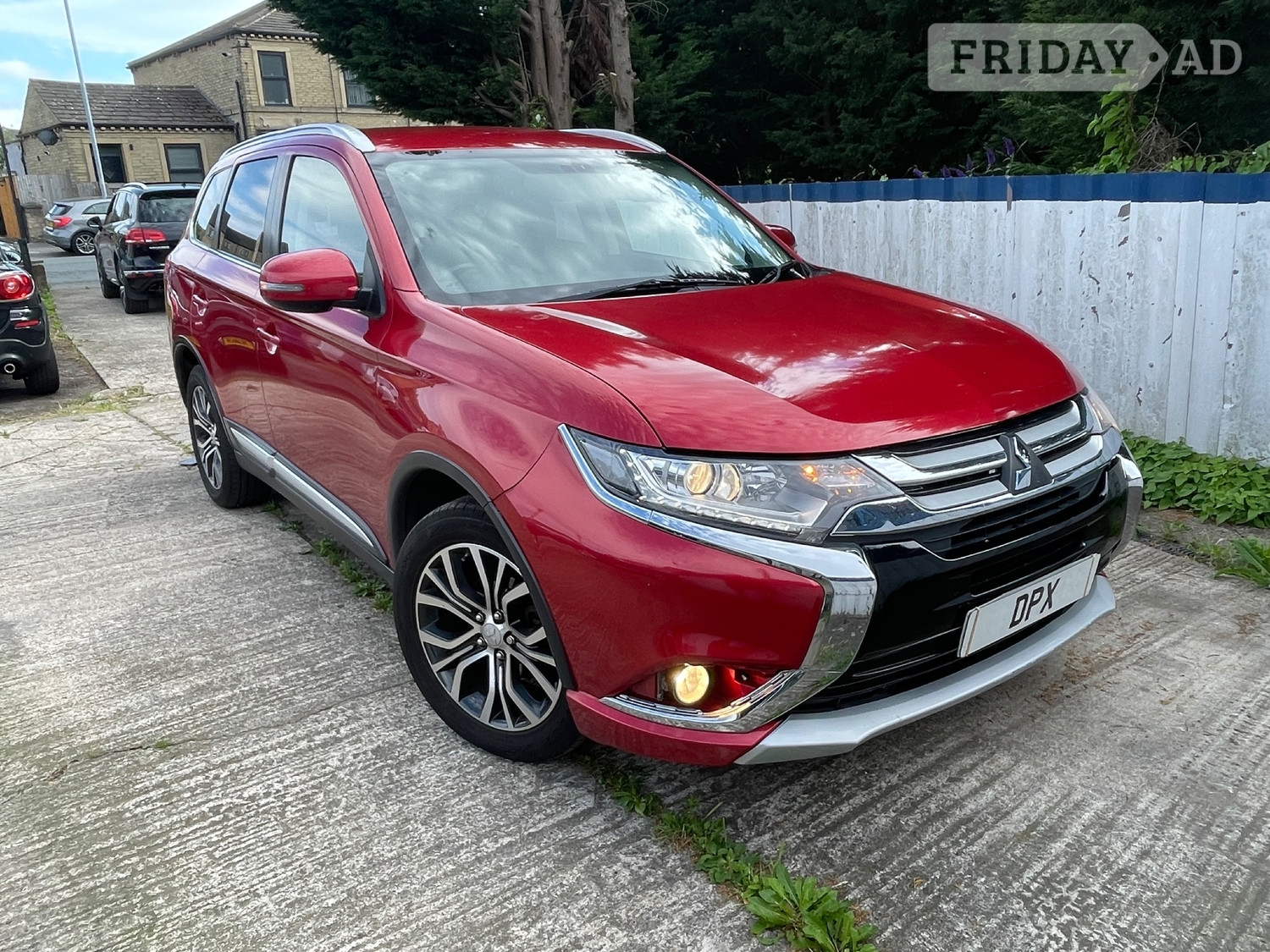 Mitsubishi Outlander 2017 in Liversedge