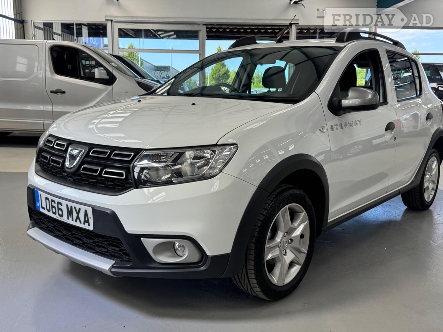 Dacia Sandero Stepway 2016 in Bolton