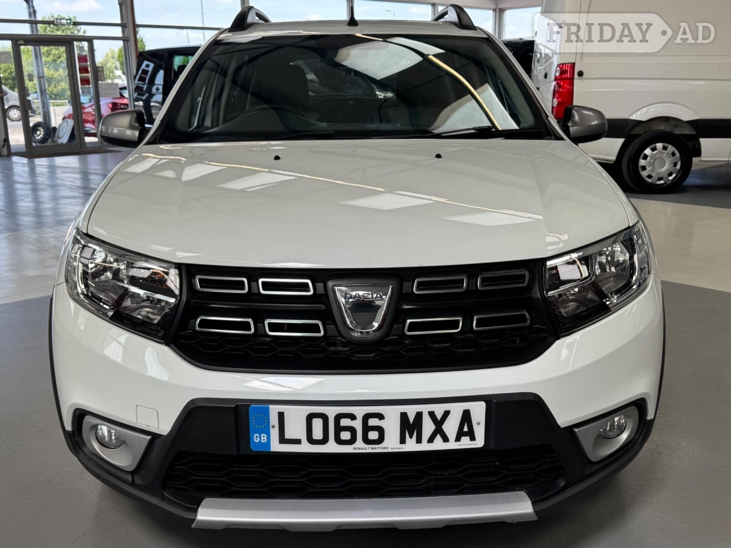 [ berth ]Dacia Sandero Stepway