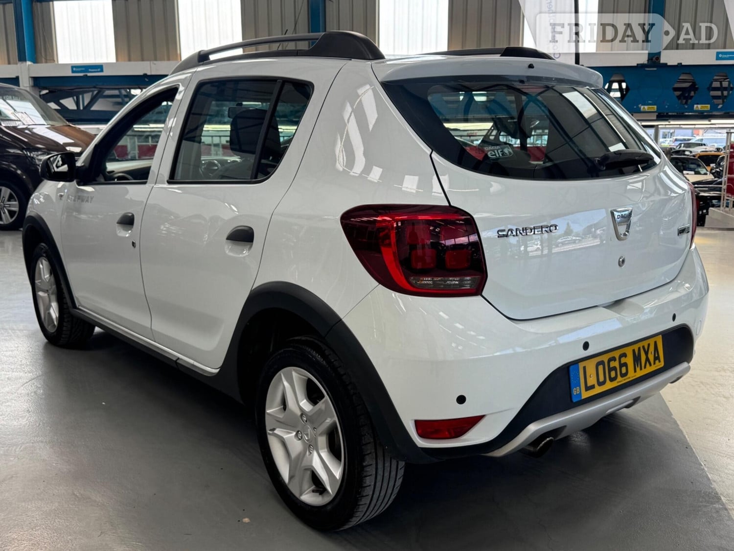 Dacia Sandero Stepway 2016 - Cars in Bolton