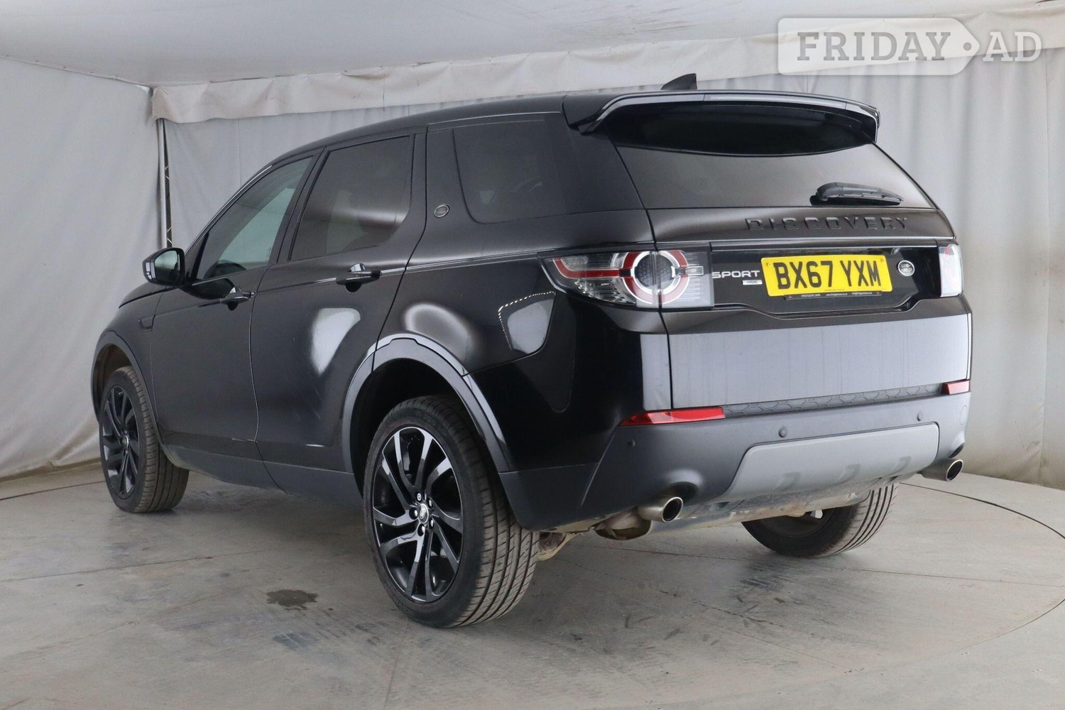 [ berth ]Land Rover Discovery Sport