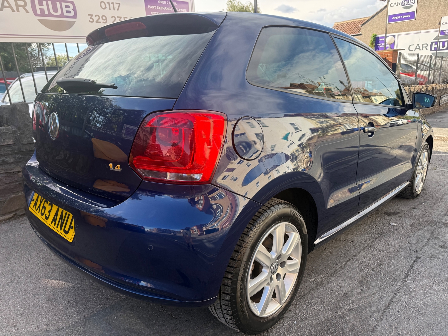 Volkswagen Polo 2014 - Cars