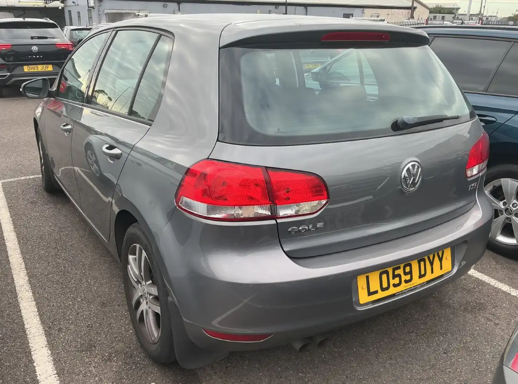 [ berth ]Volkswagen Golf