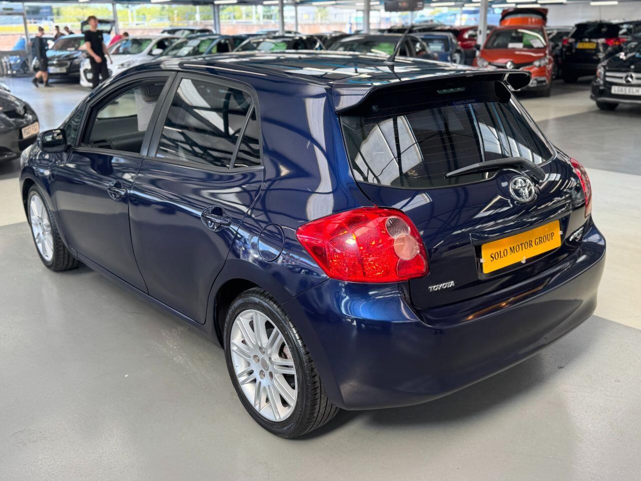 Toyota Auris Bolton