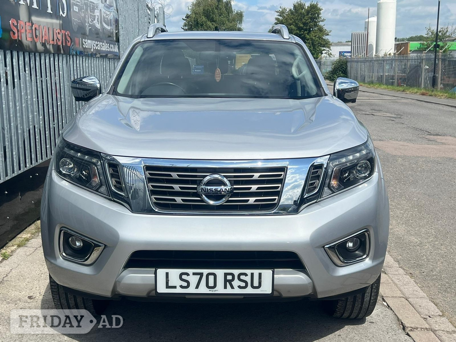 Nissan Navara Bedford