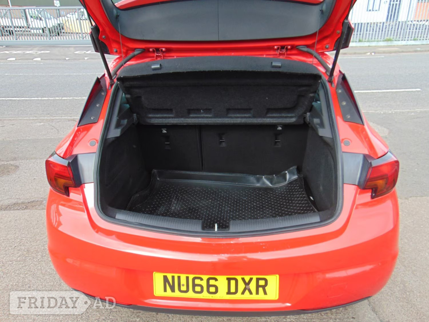 Vauxhall Astra 2016 - Cars