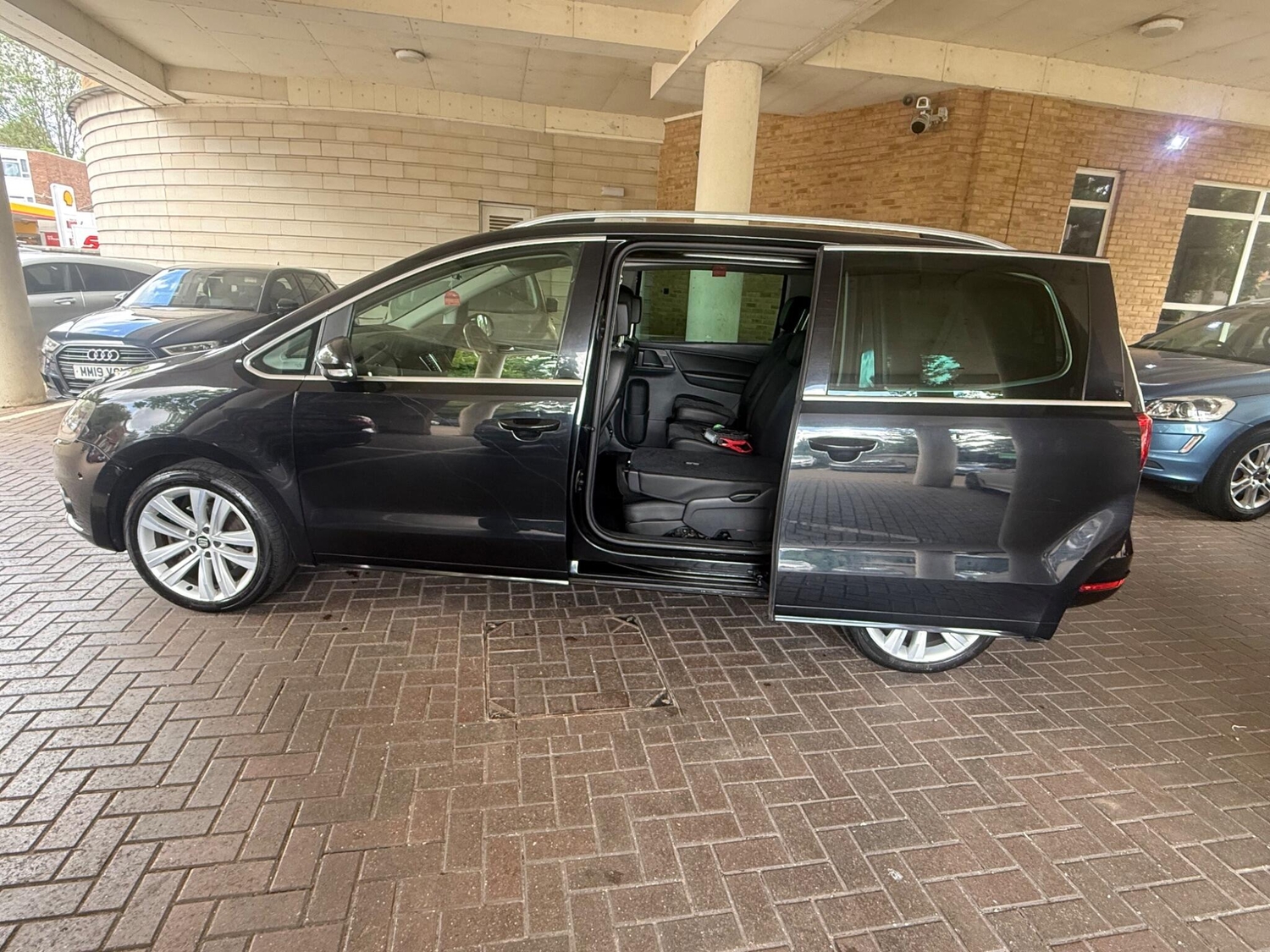 SEAT Alhambra 2017 - Cars